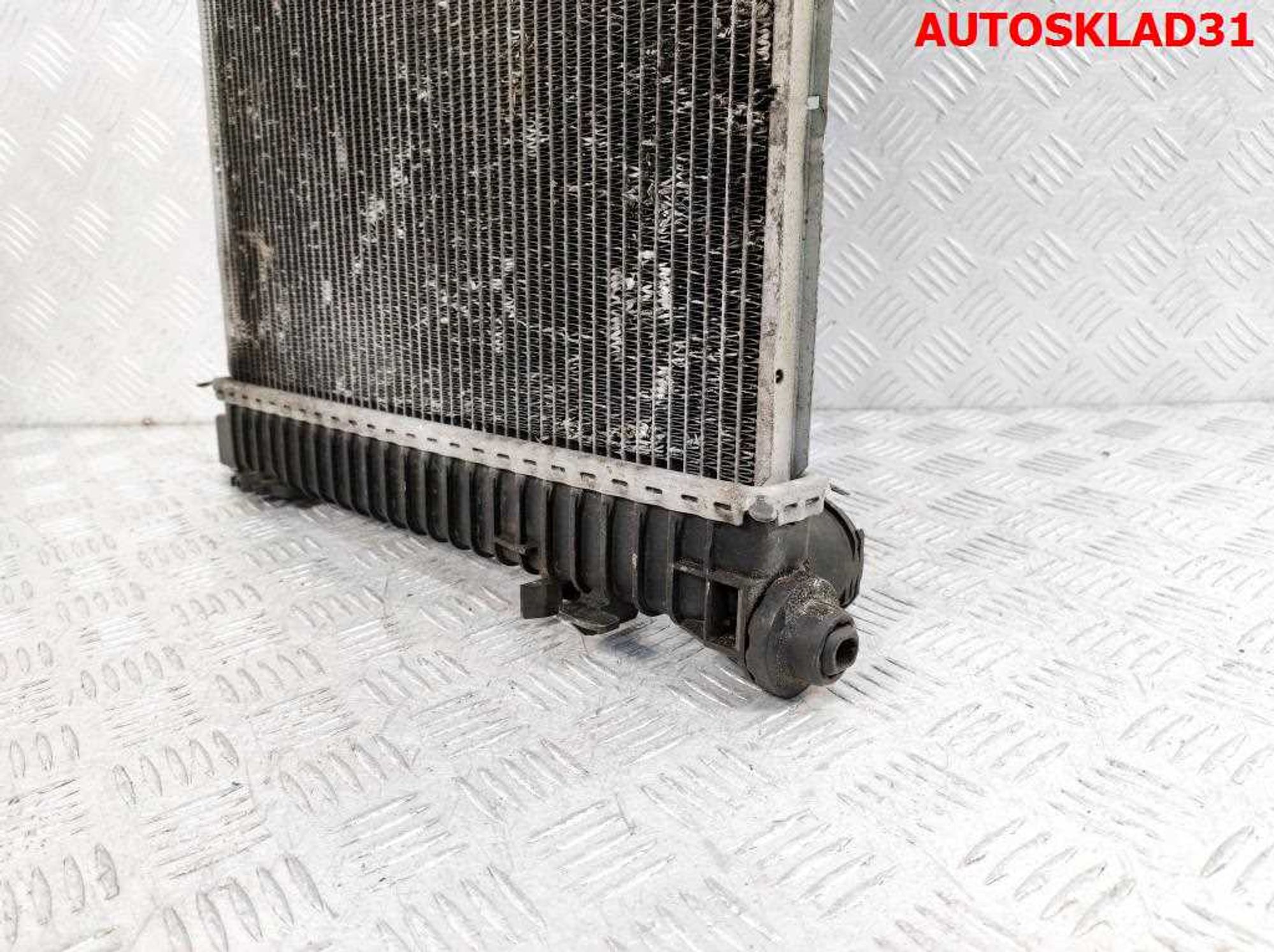 Радиатор основной Mercedes W203 2,2 Дизель A2035000603, 4000 рублей, Дубовое