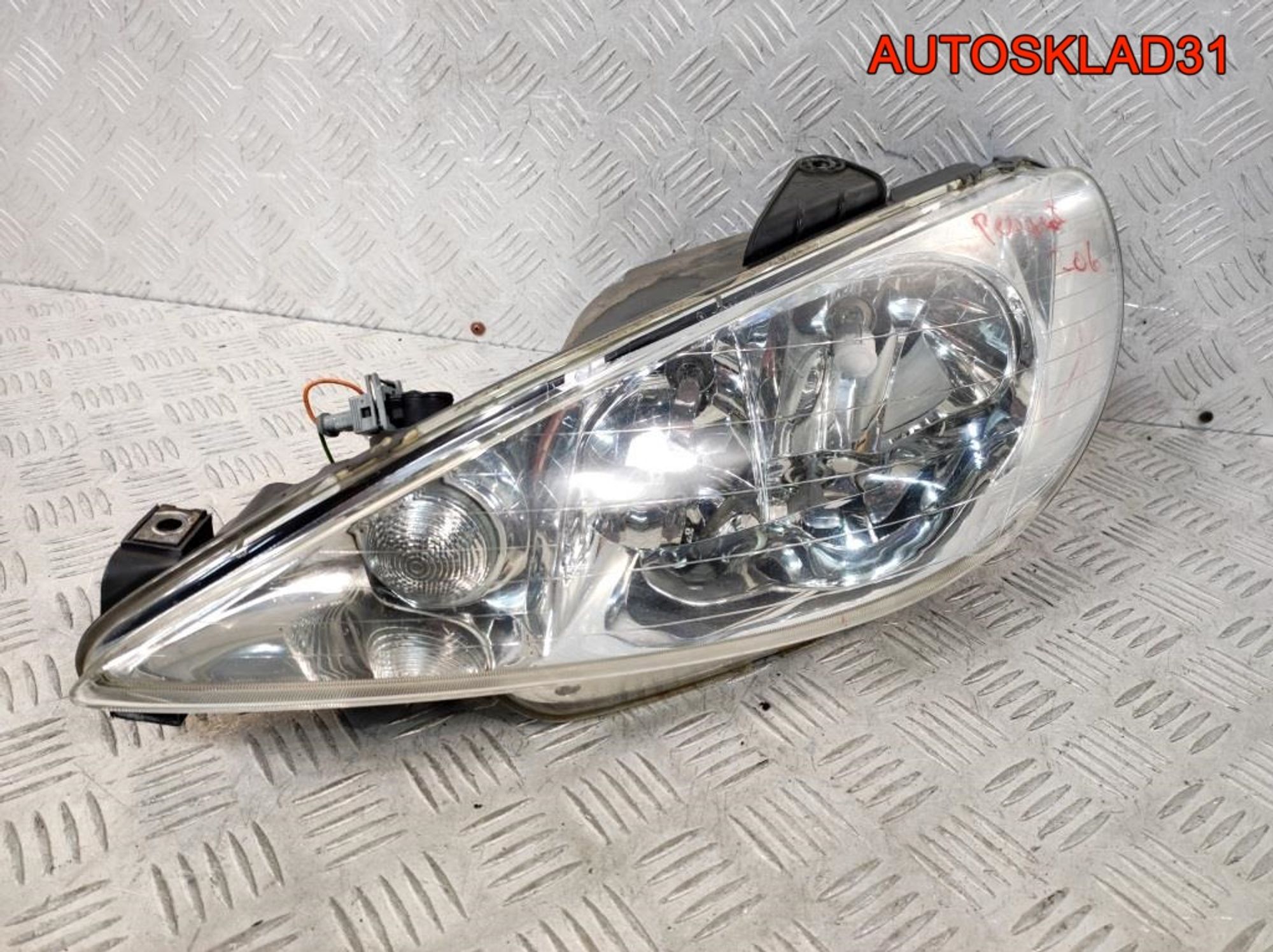 Фара левая Peugeot 206 9628666880, 5000 рублей, Дубовое