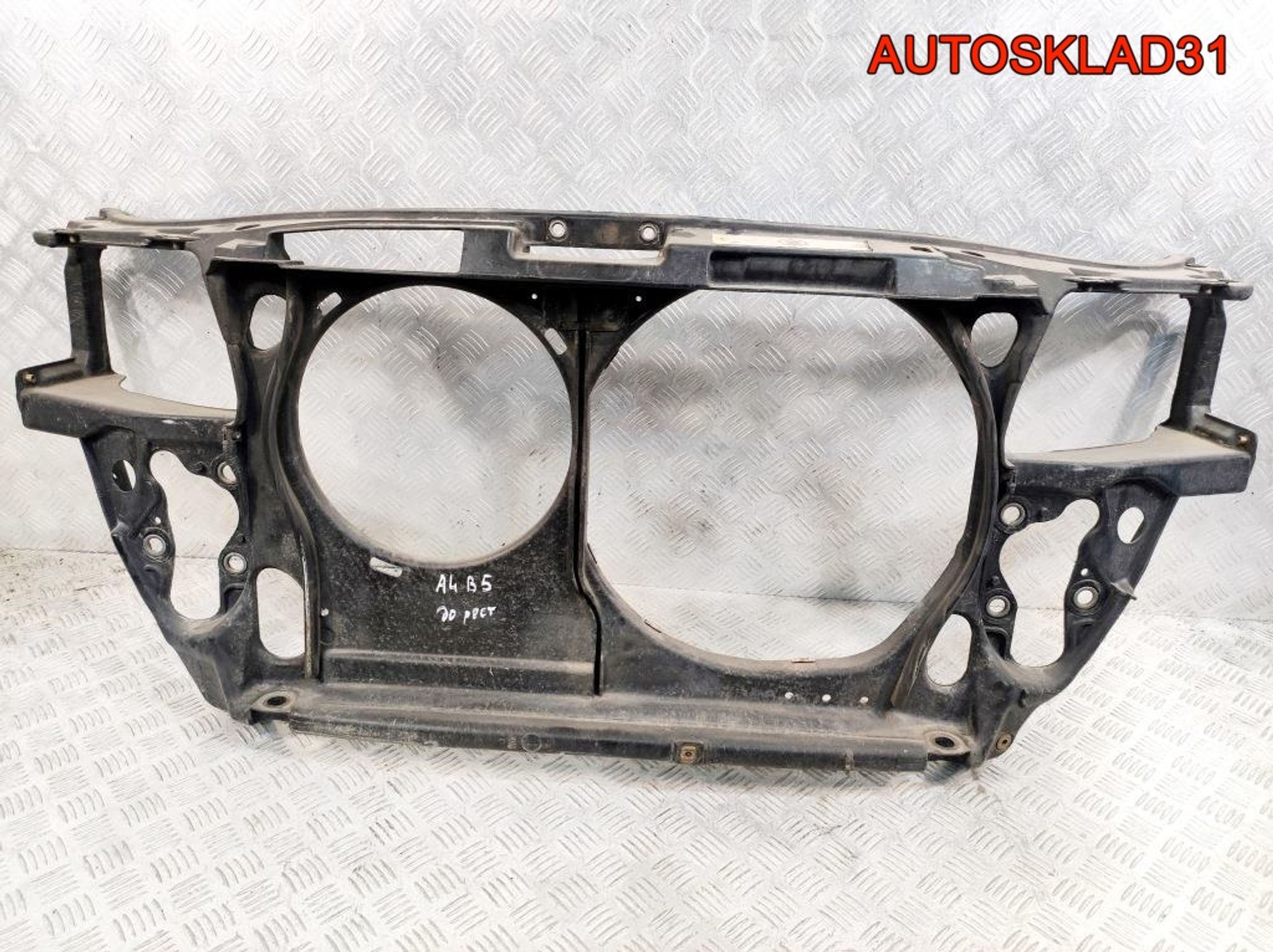 Панель передняя Audi A4 B5 8D0805594D Дорест, 5400 рублей, Дубовое