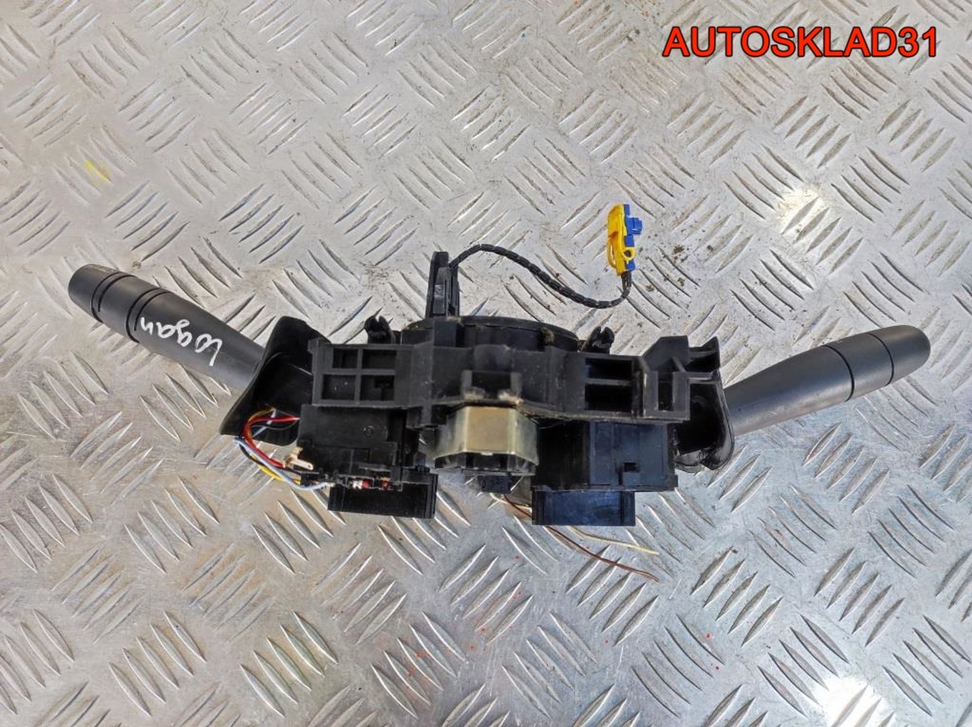 Переключатель подрулевой Renault Logan 8200792575, 2500 рублей, Дубовое
