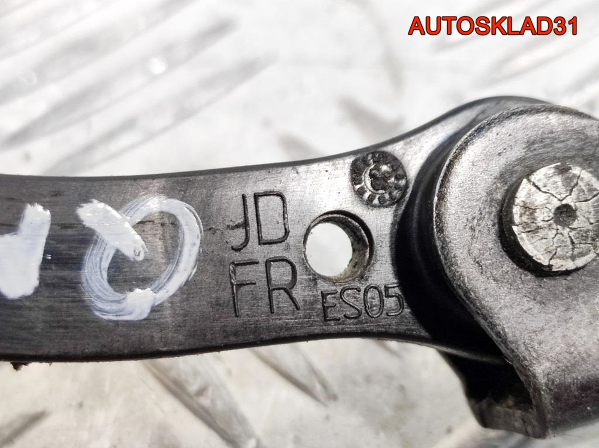 Ограничитель двери передний Nissan Qashqai, 900 рублей, Дубовое