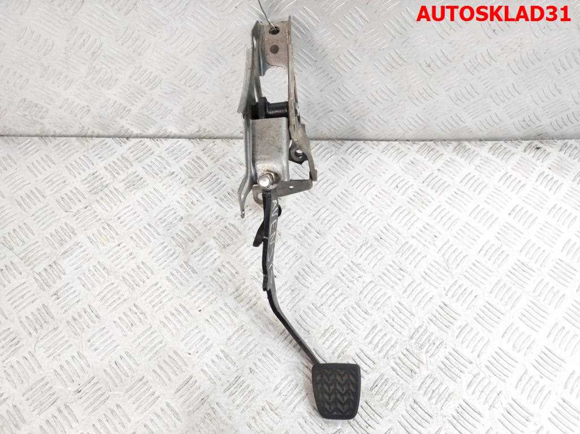 Педаль сцепления Toyota Avensis T250 3130105070, 600 рублей, Дубовое