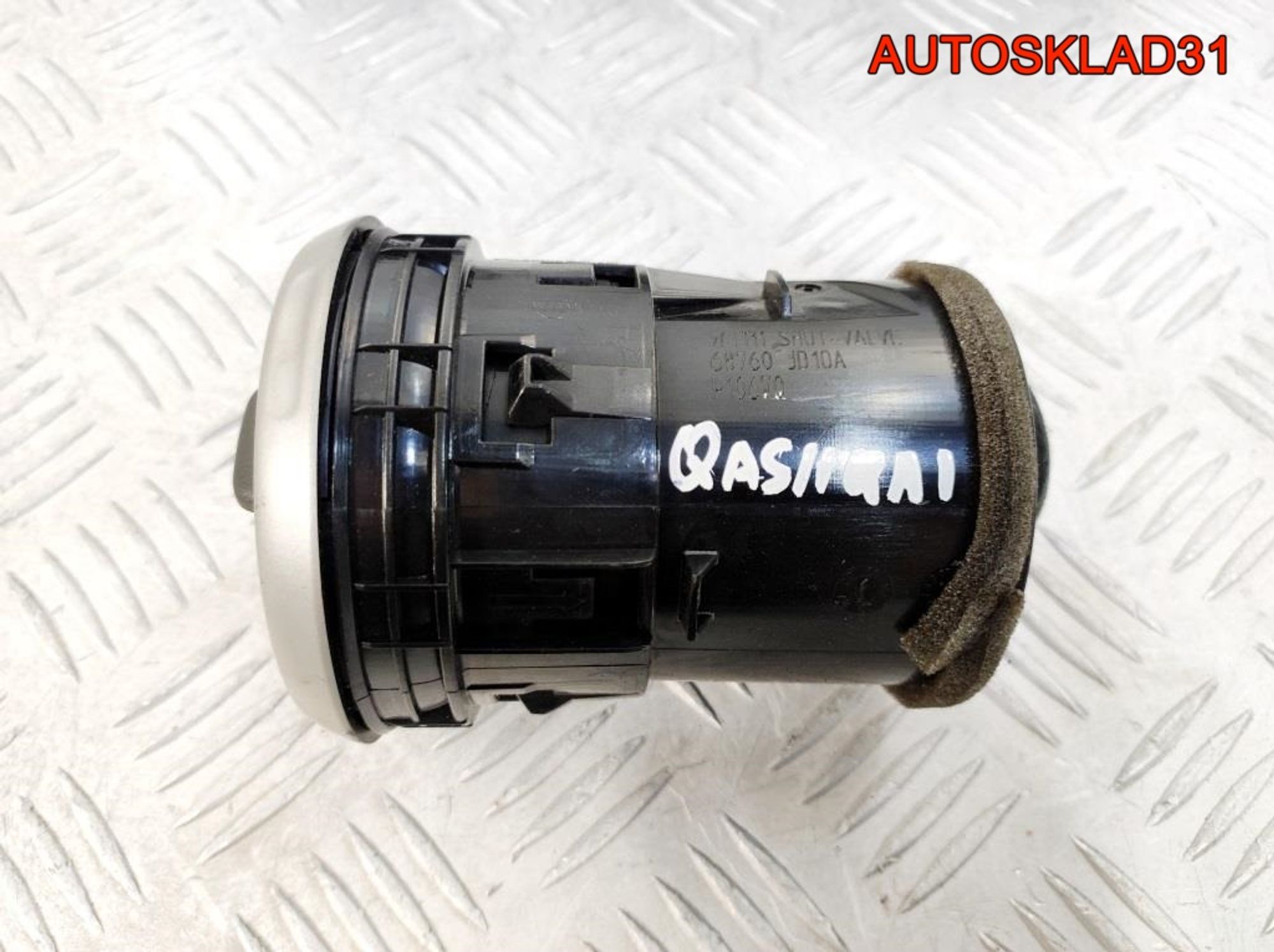 Дефлектор воздушный Nissan Qashqai J10 68760JD10A, 500 рублей, Дубовое