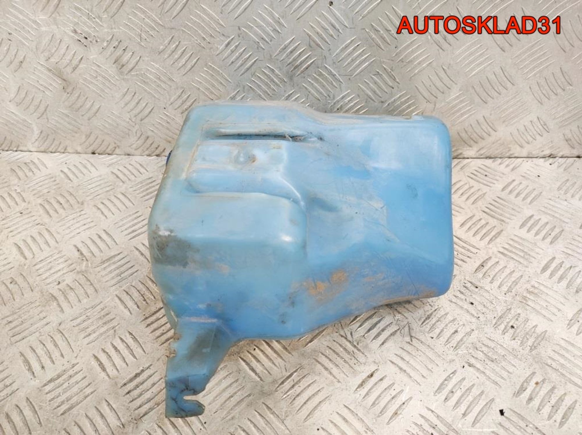 Бачок омывателя Volkswagen Passat B3 357955453, 1400 рублей, Дубовое