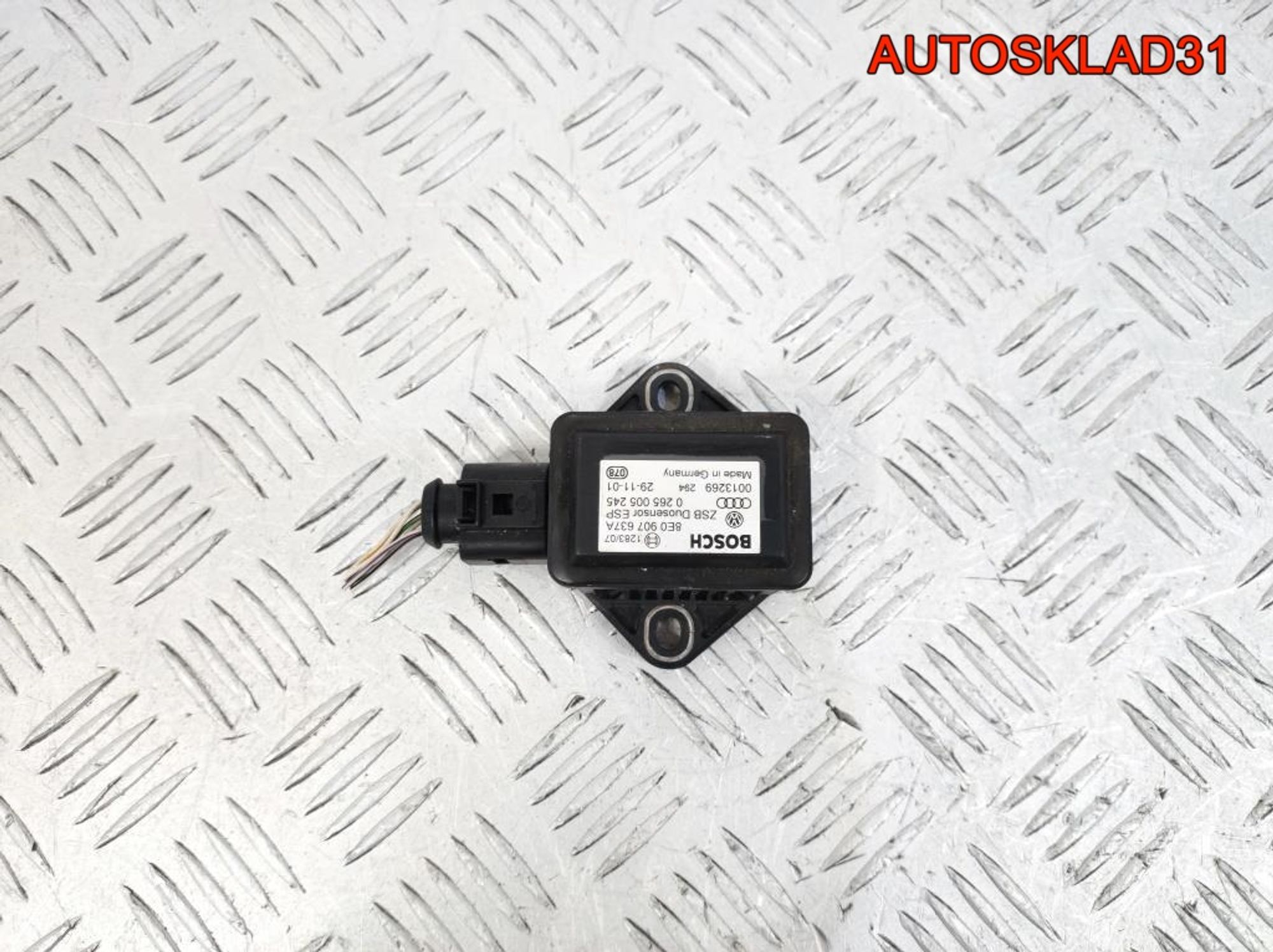 Датчик ускорения Audi A8 D3 8E0907637A, 900 рублей, Дубовое