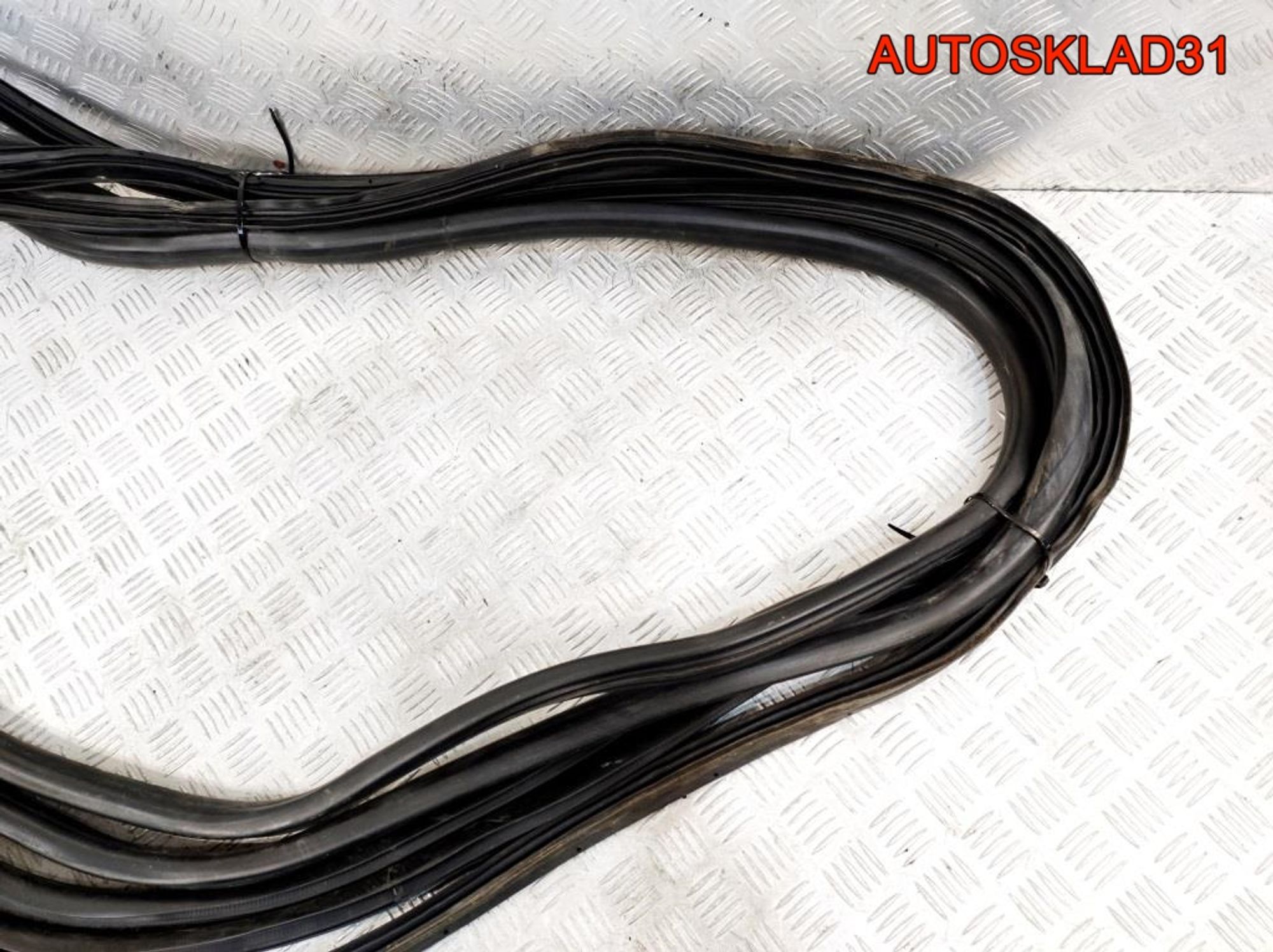 Уплотнитель двери Комплект Hyundai Getz 1 Рест, 4500 рублей, Дубовое