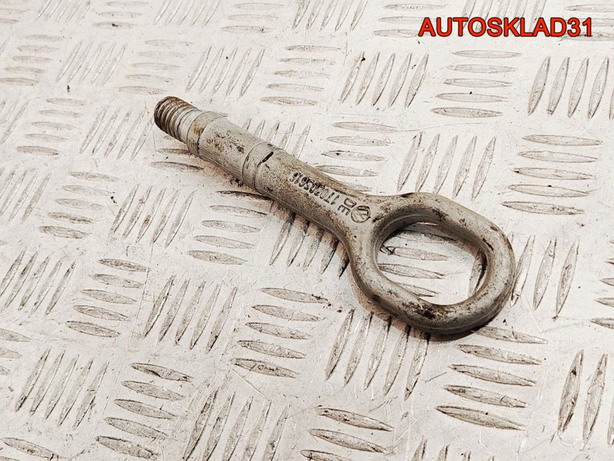 Крюк буксировочный Volkswagen Tiguan 1T0805615, 1000 рублей, Дубовое
