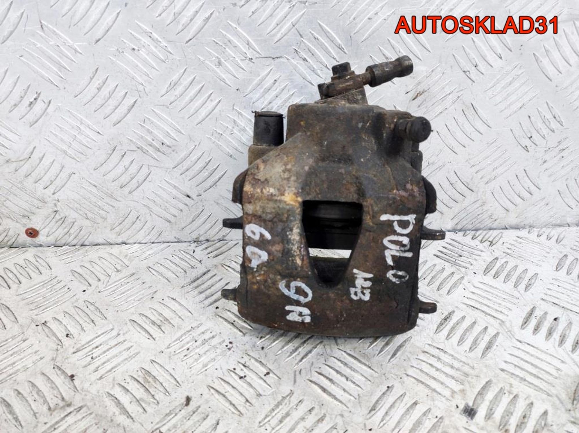 Суппорт тормозной передний левый VW Polo 9N, 1300 рублей, Дубовое