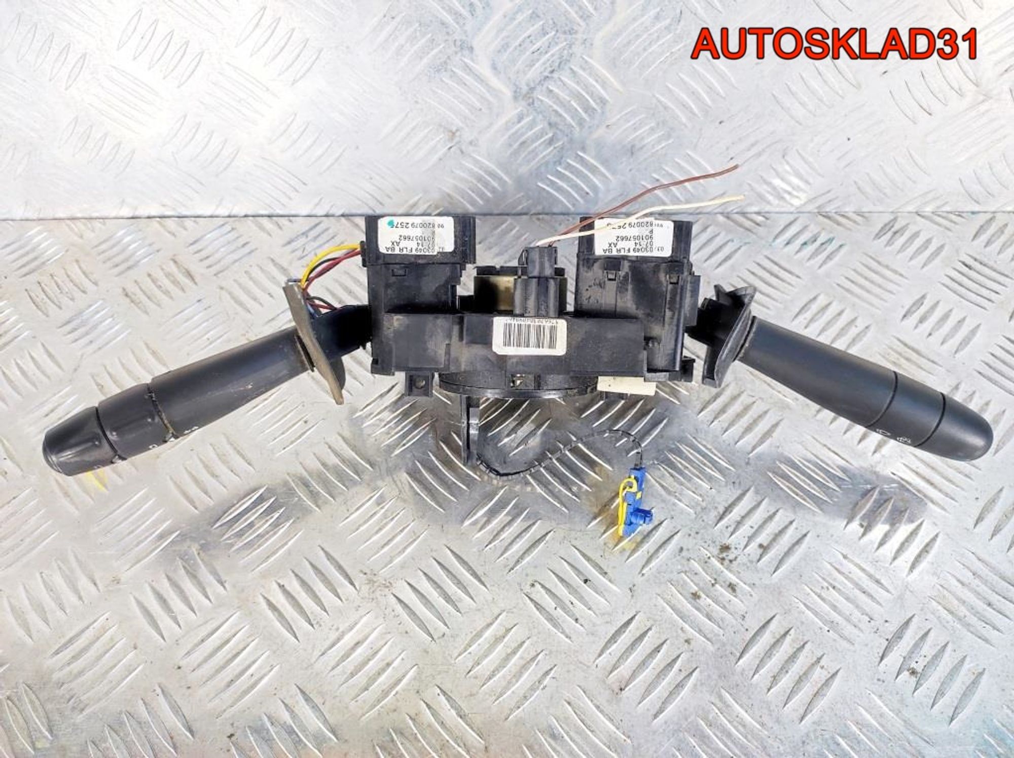 Переключатель подрулевой Renault Logan 8200792575, 2500 рублей, Дубовое