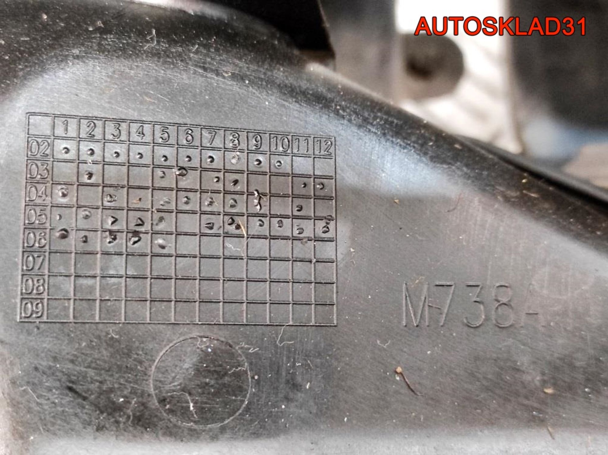 Коллектор впускной Ford Focus 2 1,8 QQDB 4M5G9424FT, 5000 рублей, Дубовое