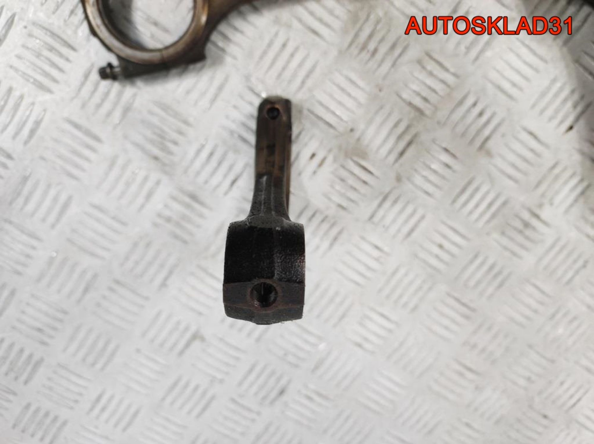 Шатун Audi A6 C4 2,6 ABC Бензин, 1400 рублей, Дубовое