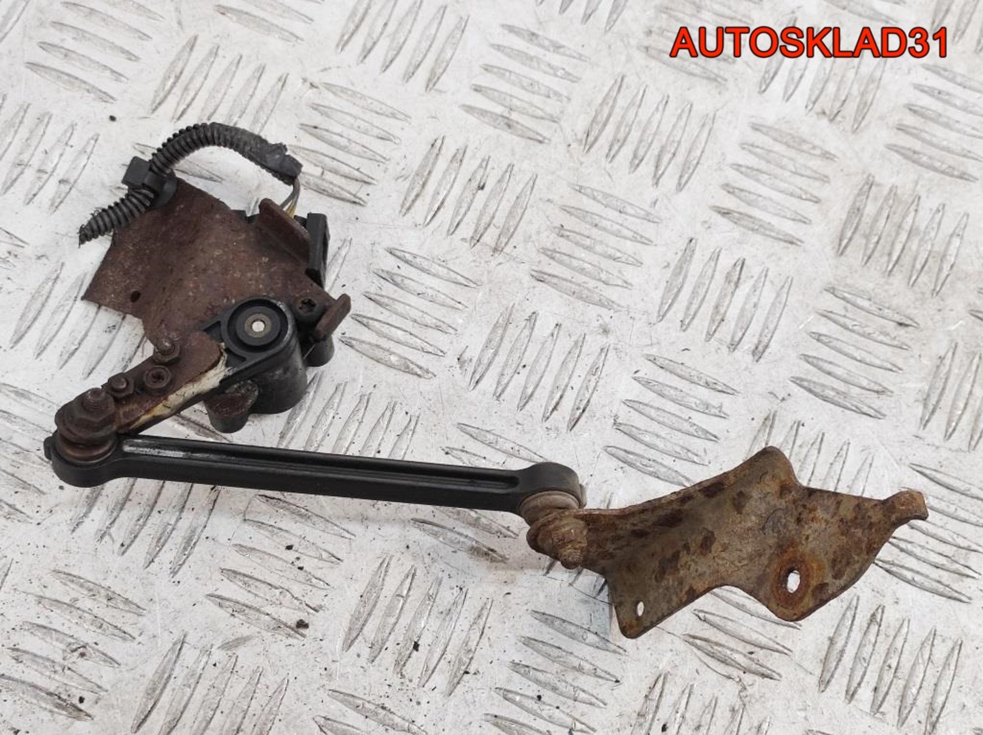 Датчик дорожного просвета Ford Kuga 1 VP3M5F13D007DA, 3000 рублей, Дубовое