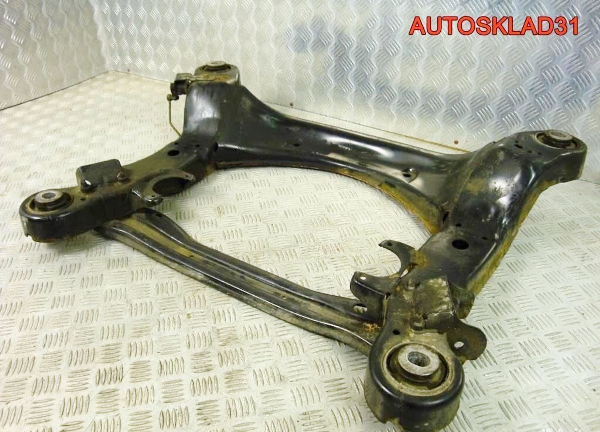 Балка подмоторная Audi A6 C6 4F0399313AA, 5900 рублей, Дубовое