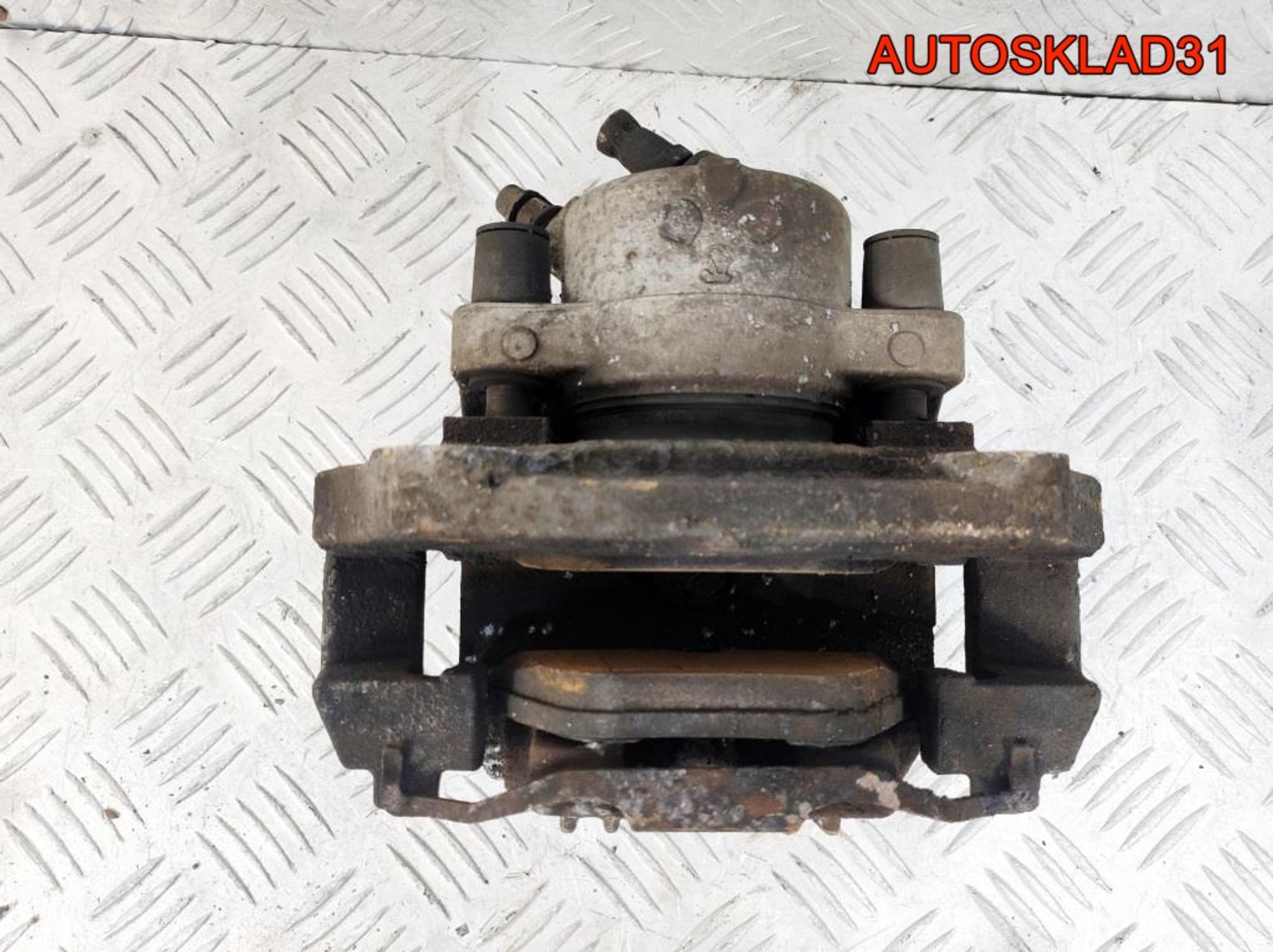 Суппорт тормозной перед правый BMW E90 34116769092, 2100 рублей, Дубовое