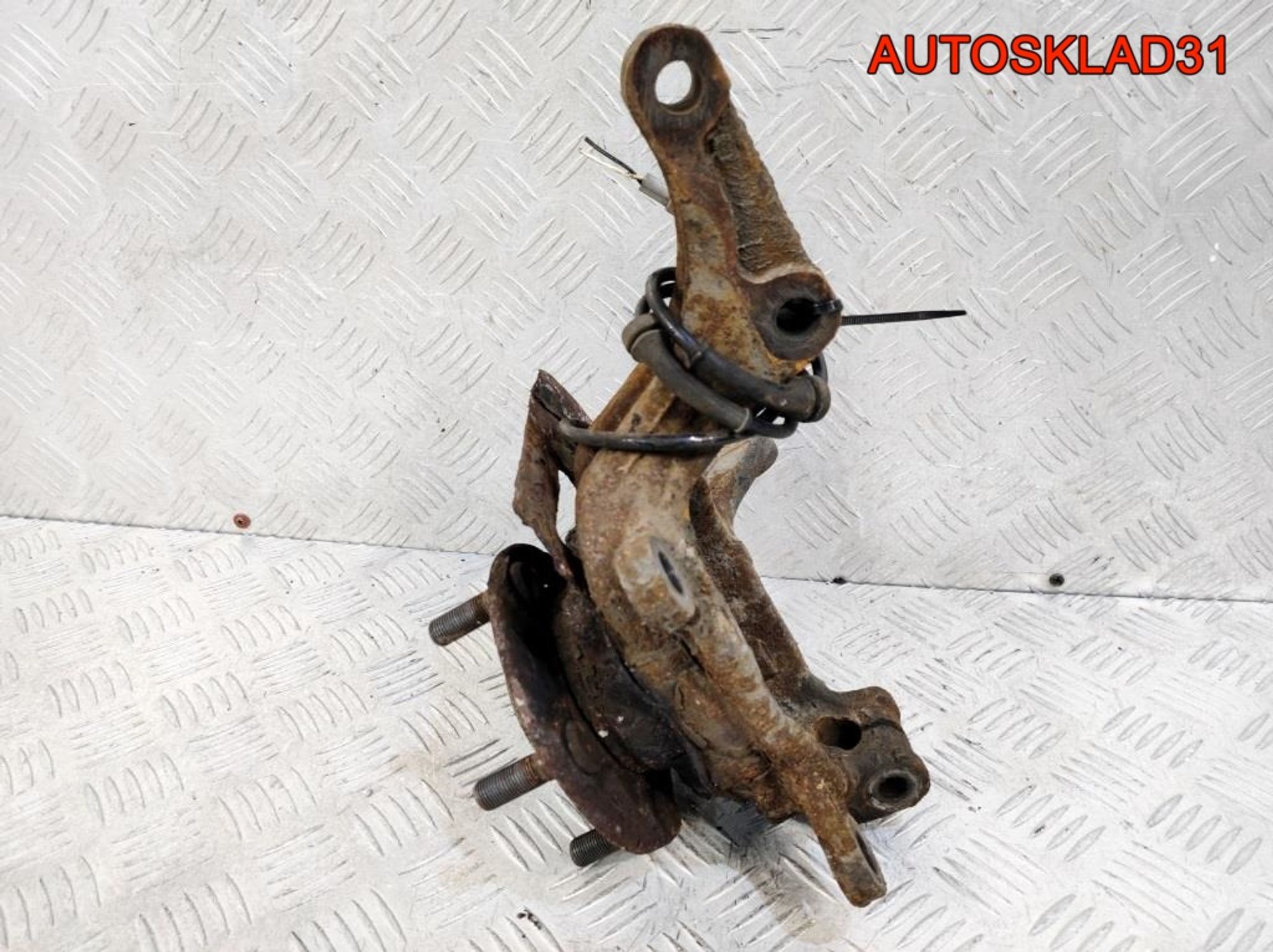 Кулак поворотный передний правый Nissan Qashqai 1, 2900 рублей, Дубовое