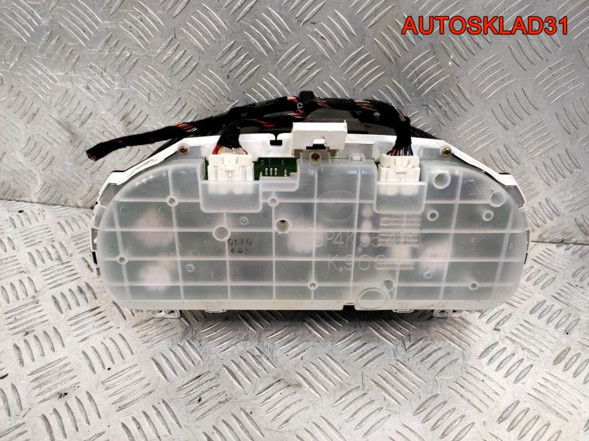 Панель приборов Mazda 3 BK 1,6 Бензин МКПП 4KBP4KB, 3200 рублей, Дубовое