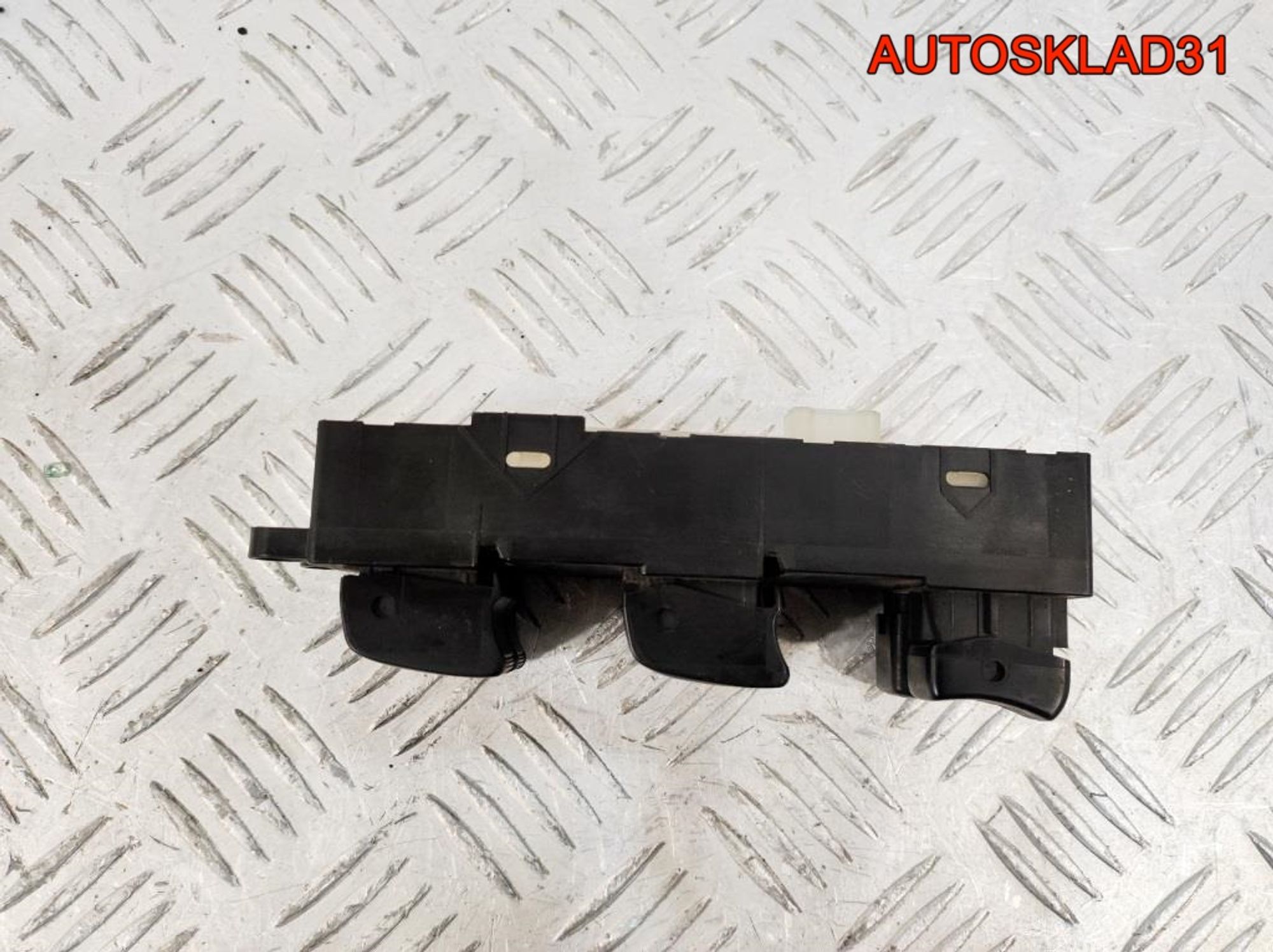 Блок управления стеклоподъемниками Nissan X-Trail, 4100 рублей, Дубовое