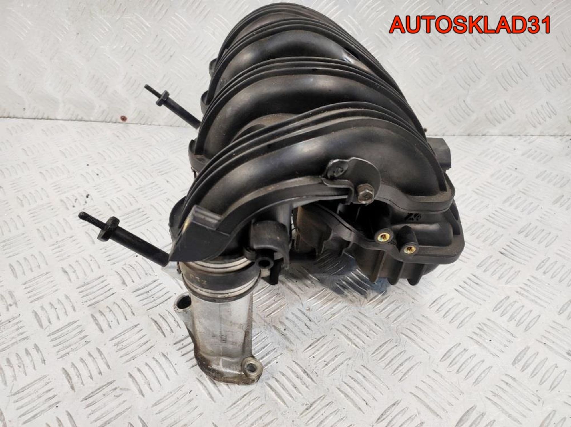 Коллектор впускной Hyundai Sonata 5 2,4 G4KC, 3600 рублей, Дубовое