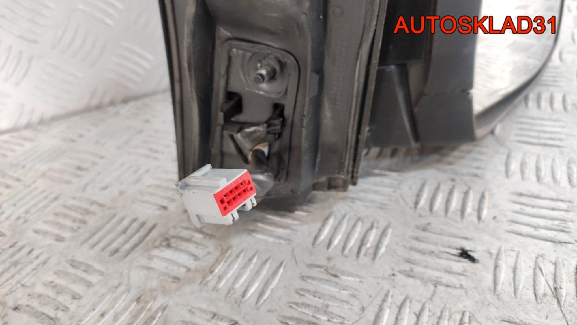 Зеркало правое Ford Focus 2 1728322 Рестайлинг, 6000 рублей, Дубовое