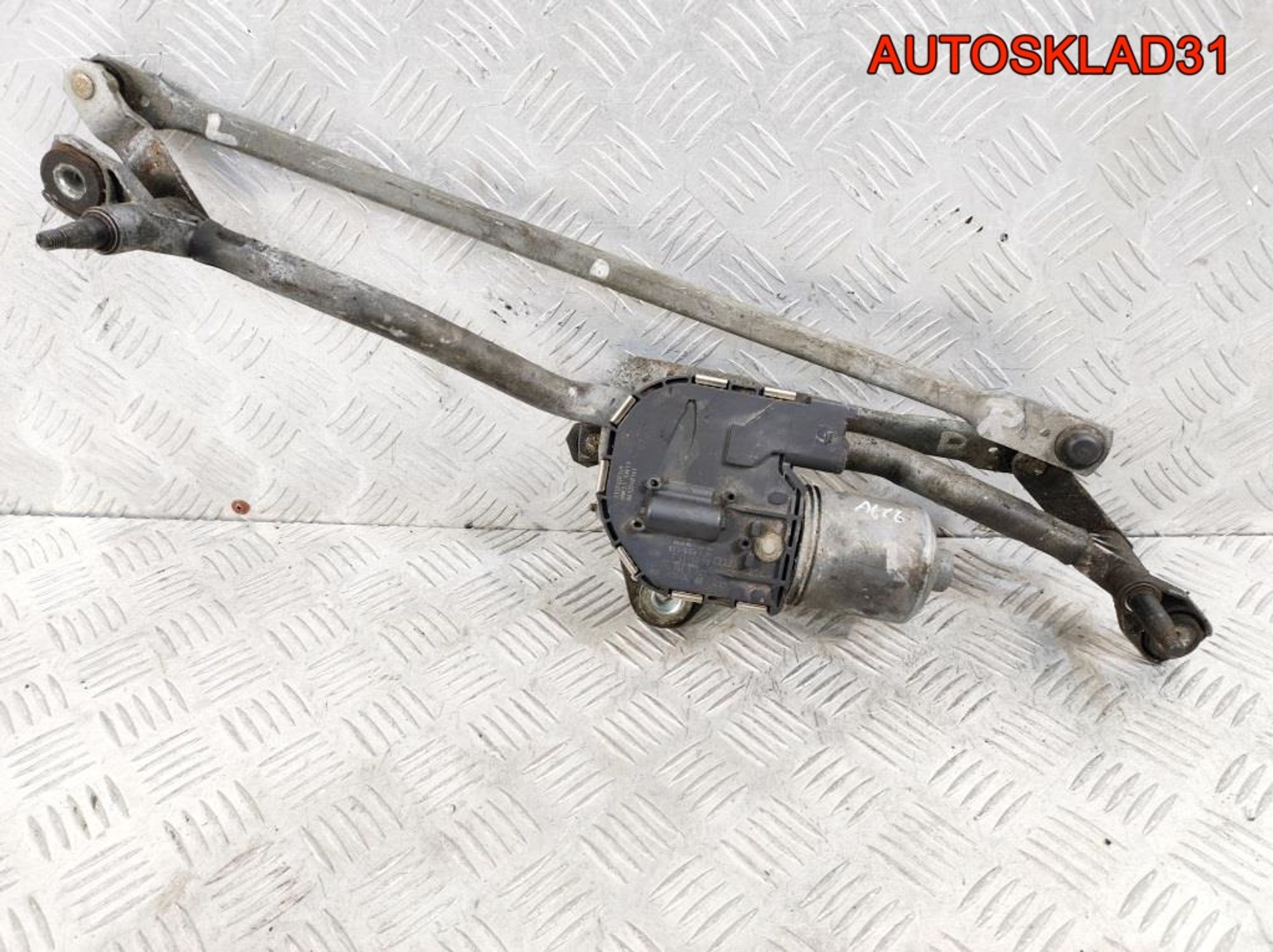 Трапеция дворников Audi A6 C6,4F 4F1955023A, 6800 рублей, Дубовое