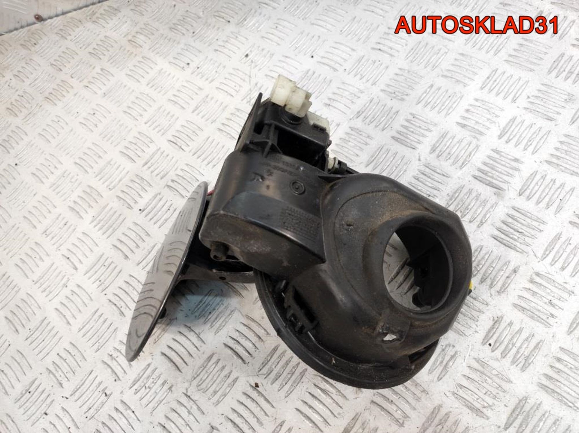 Лючок бензобака Opel Insignia Дизель 13354564 Combi, 1500 рублей, Дубовое