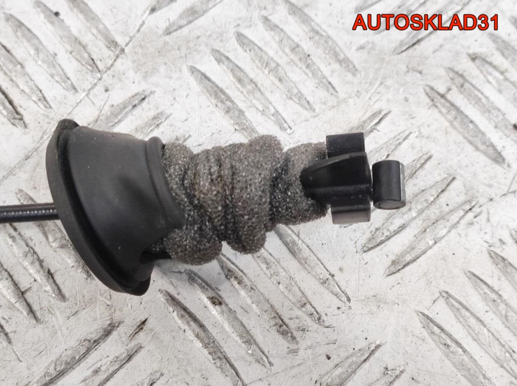 Трос открывания передней двери Audi A6 C7 4G 4G0837085, 1000 рублей, Дубовое