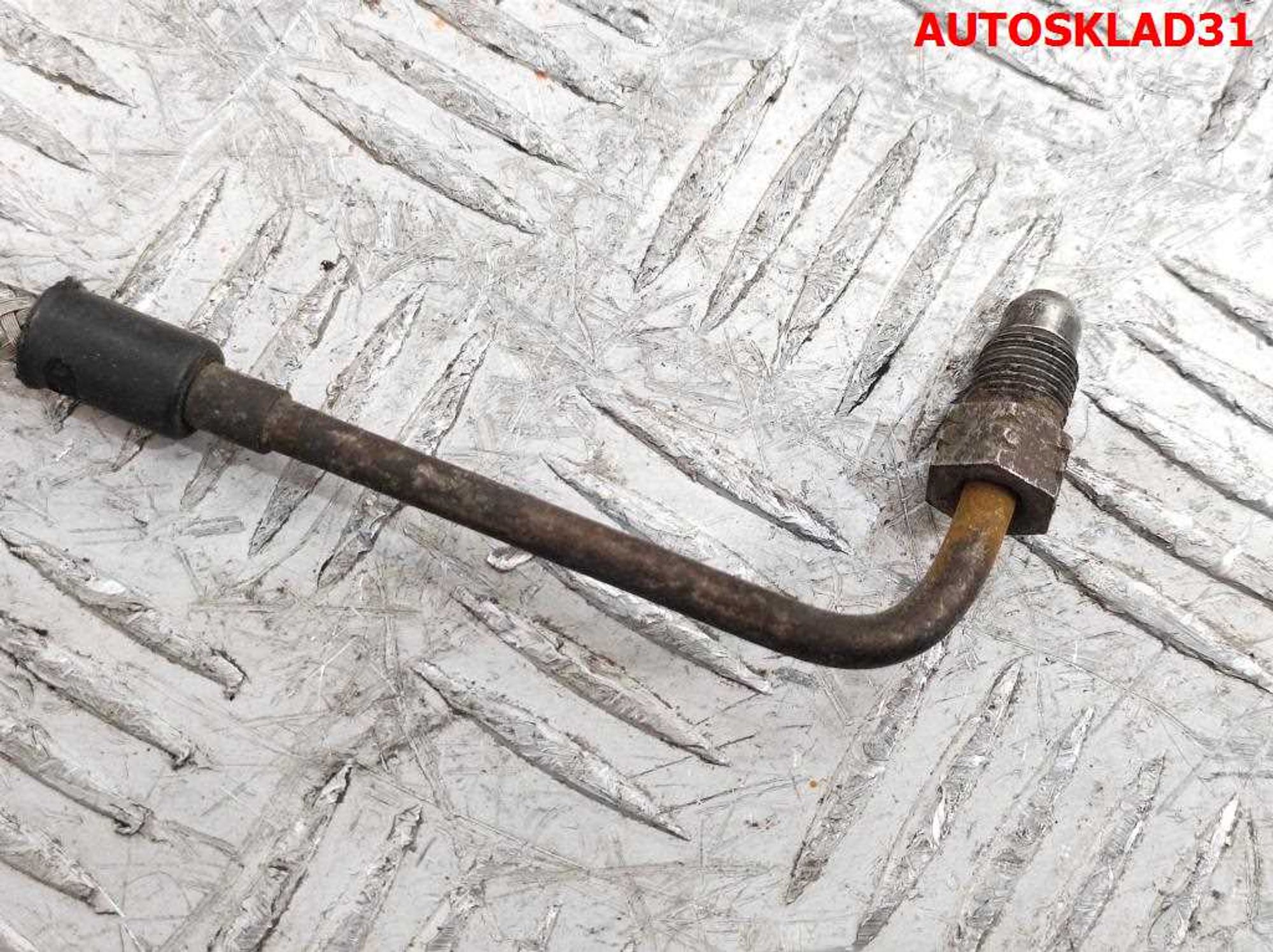 Форсунка топливная Audi 100 C4 2,3 AAR Бензин 035133551C Цена за комплект с трубками, 4000 рублей, Дубовое