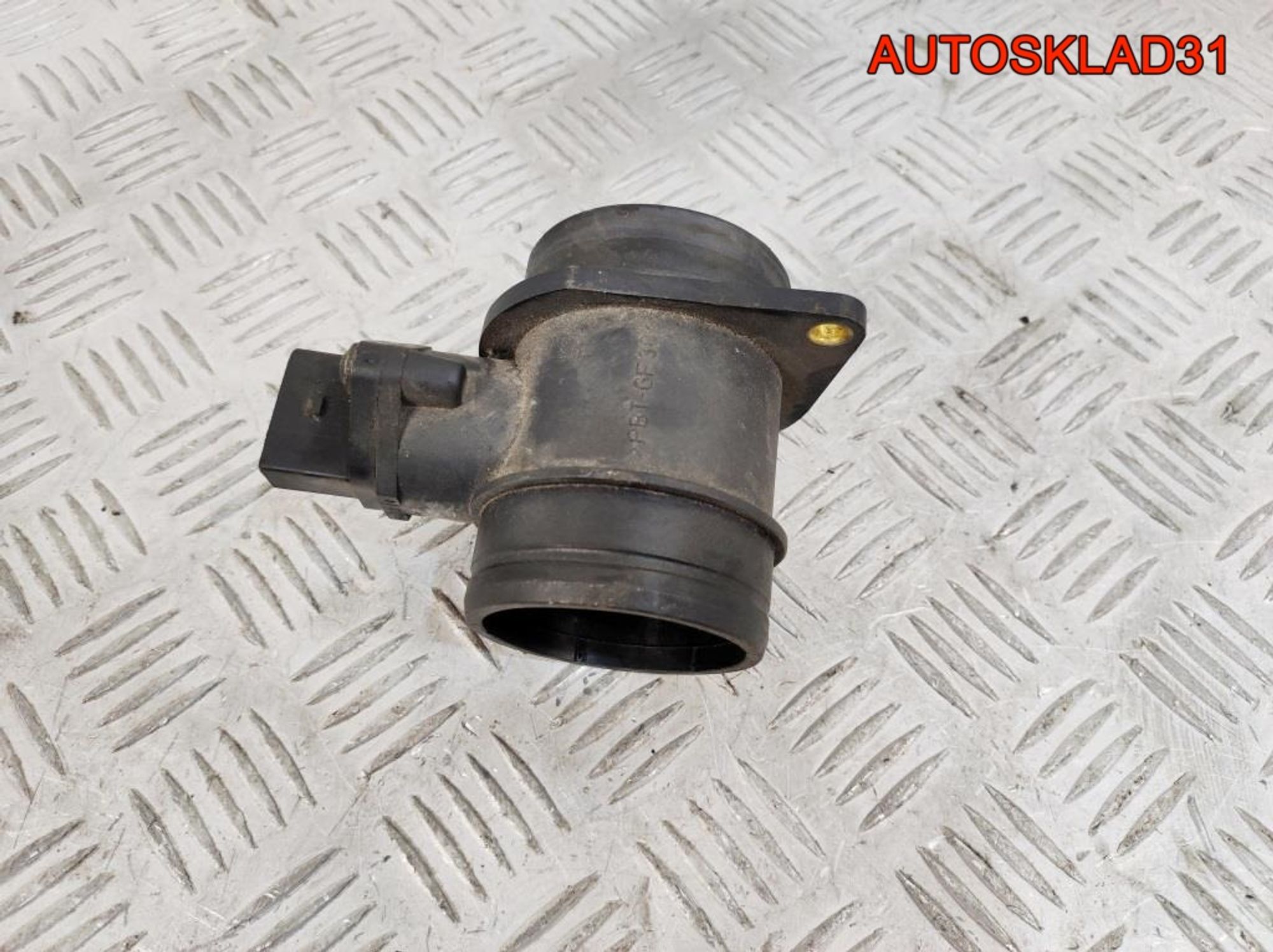 Расходомер воздуха VW Golf 4 1,6 BAD Бензин 06A906461G, 4500 рублей, Дубовое