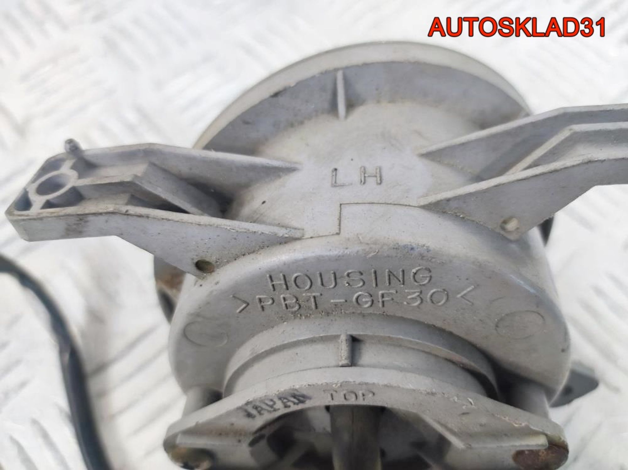 Фара противотуманная левая Mitsubishi Colt CJ, 1400 рублей, Дубовое