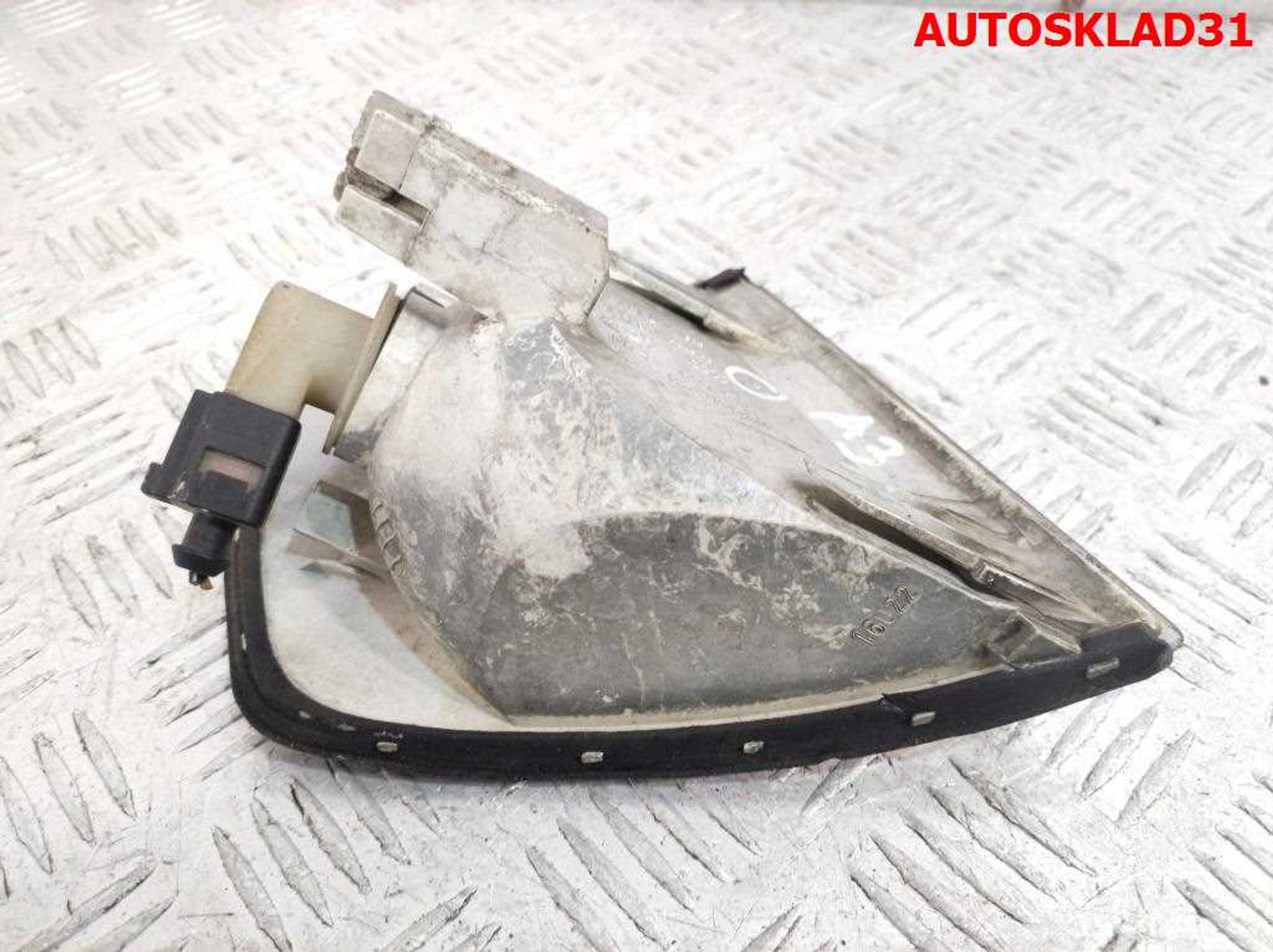 Указатель поворота левый белый Audi A3 8L0953049, 900 рублей, Дубовое