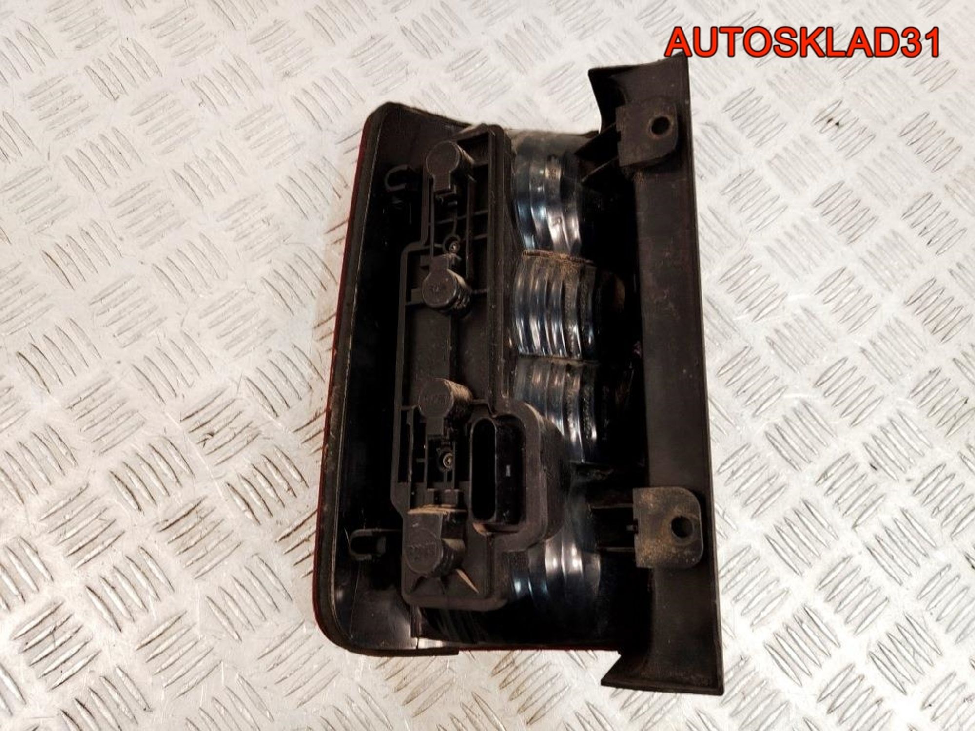 Фонарь задний правый Volkswagen 2004-2010 2K0945112A, 7000 рублей, Дубовое