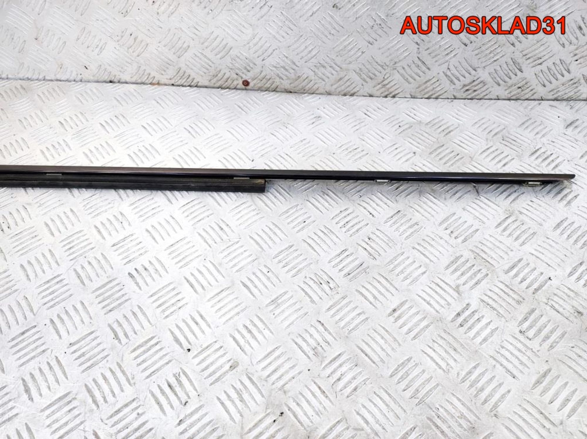 Накладка стекла заднего левого Mercedes W210 Седан, 900 рублей, Дубовое