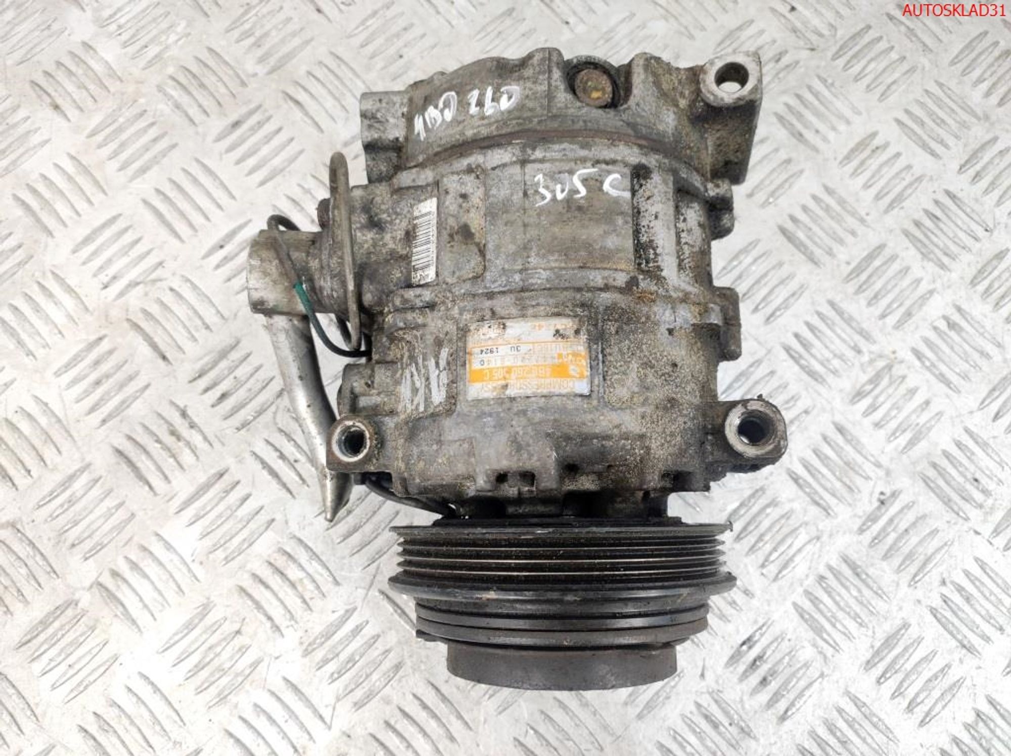 Компрессор кондиционера Audi A6 C5 2,5 Дизель 4B0260805C, 8600 рублей, Дубовое