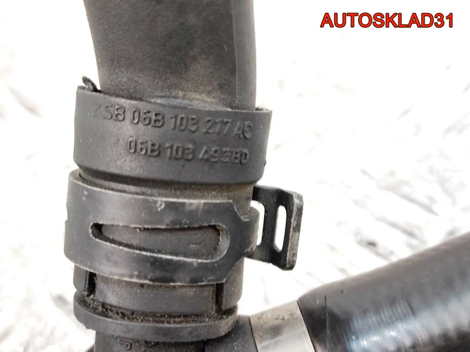 Патрубок вентиляции Комплект VW Passat B5 06B103217AC, 2000 рублей, Дубовое