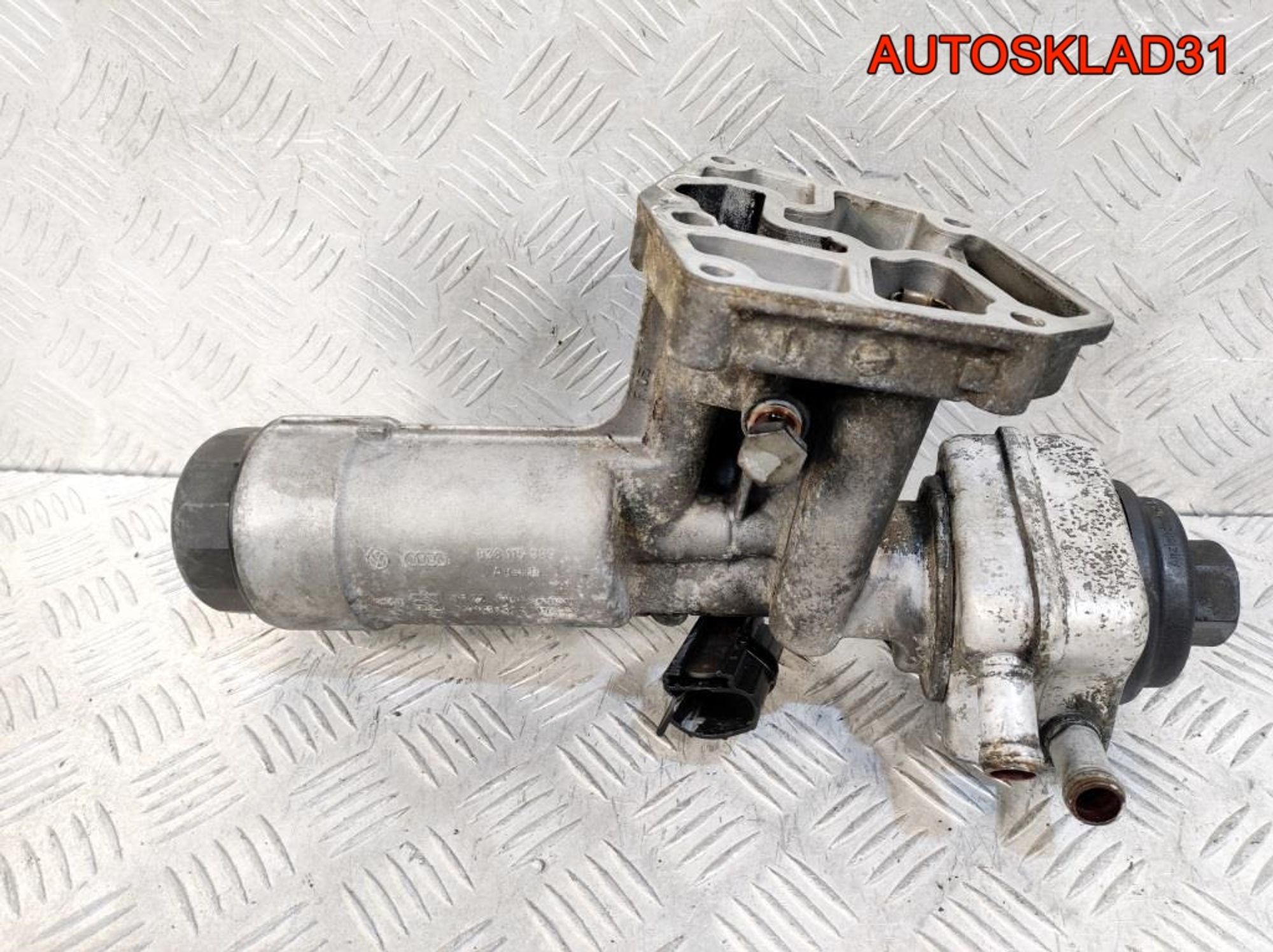 Корпус масляного фильтра VW Golf 4 ALH 038115389, 2300 рублей, Дубовое