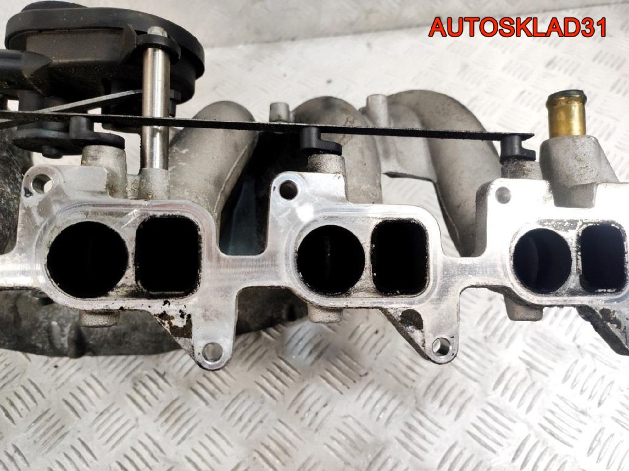 Коллектор впускной Mercedes W220 3,2 613.960 A6130900237, 4500 рублей, Дубовое