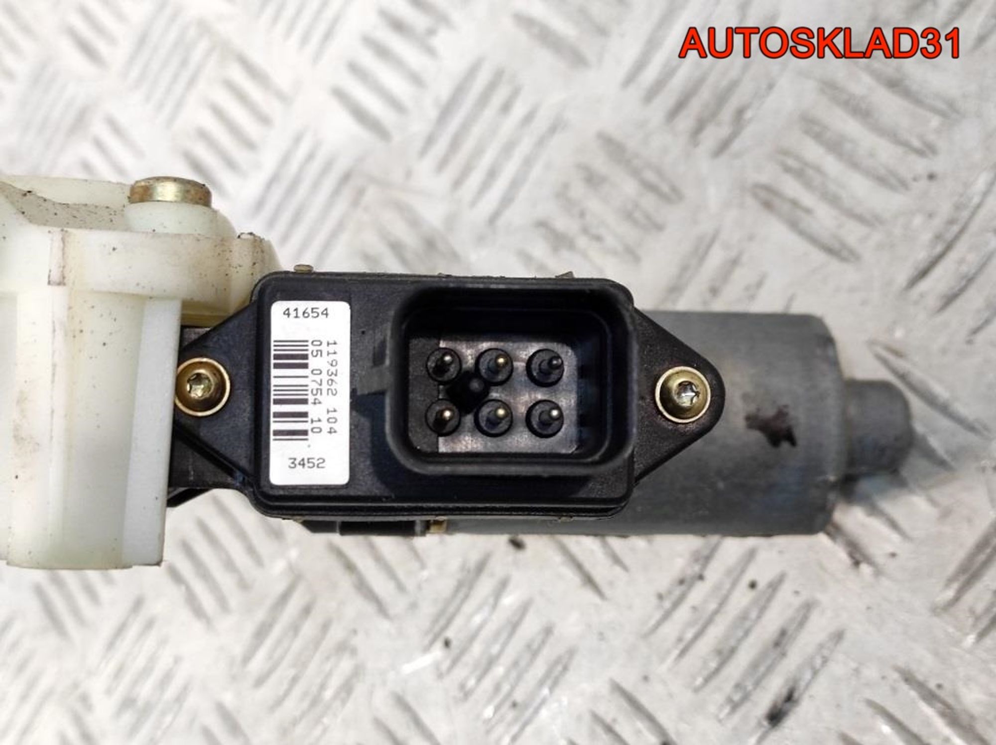 Стеклоподъемник перед правый Mitsubishi Carisma DA, 2300 рублей, Дубовое