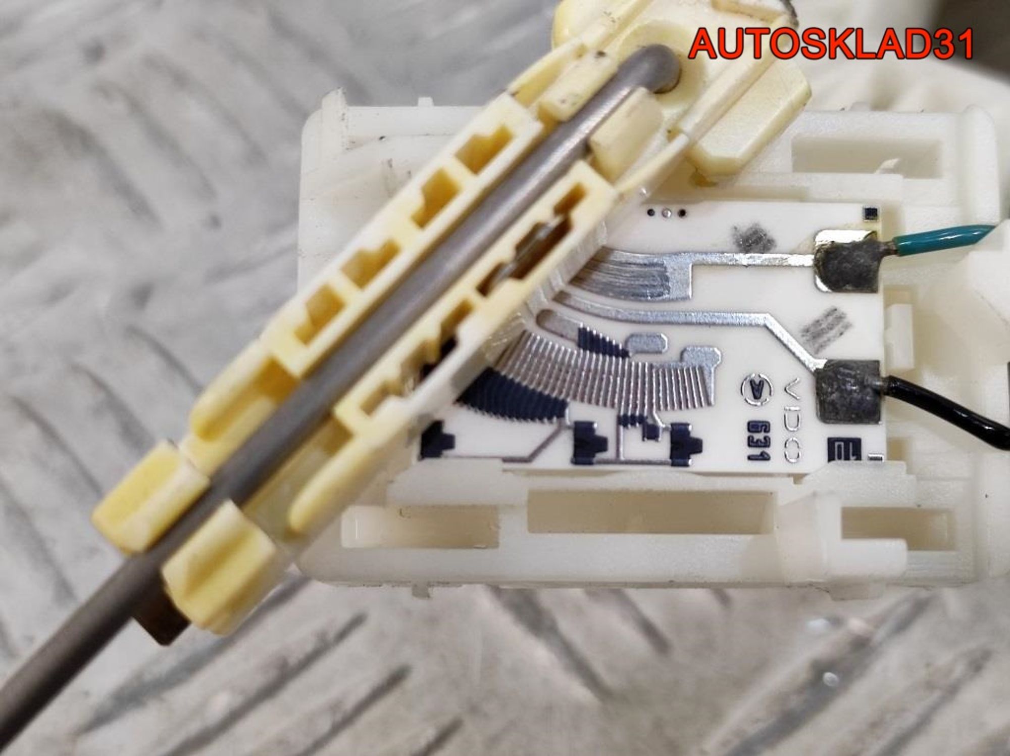 Датчик уровня топлива VW Passat B5 3B0201317P, 3600 рублей, Дубовое