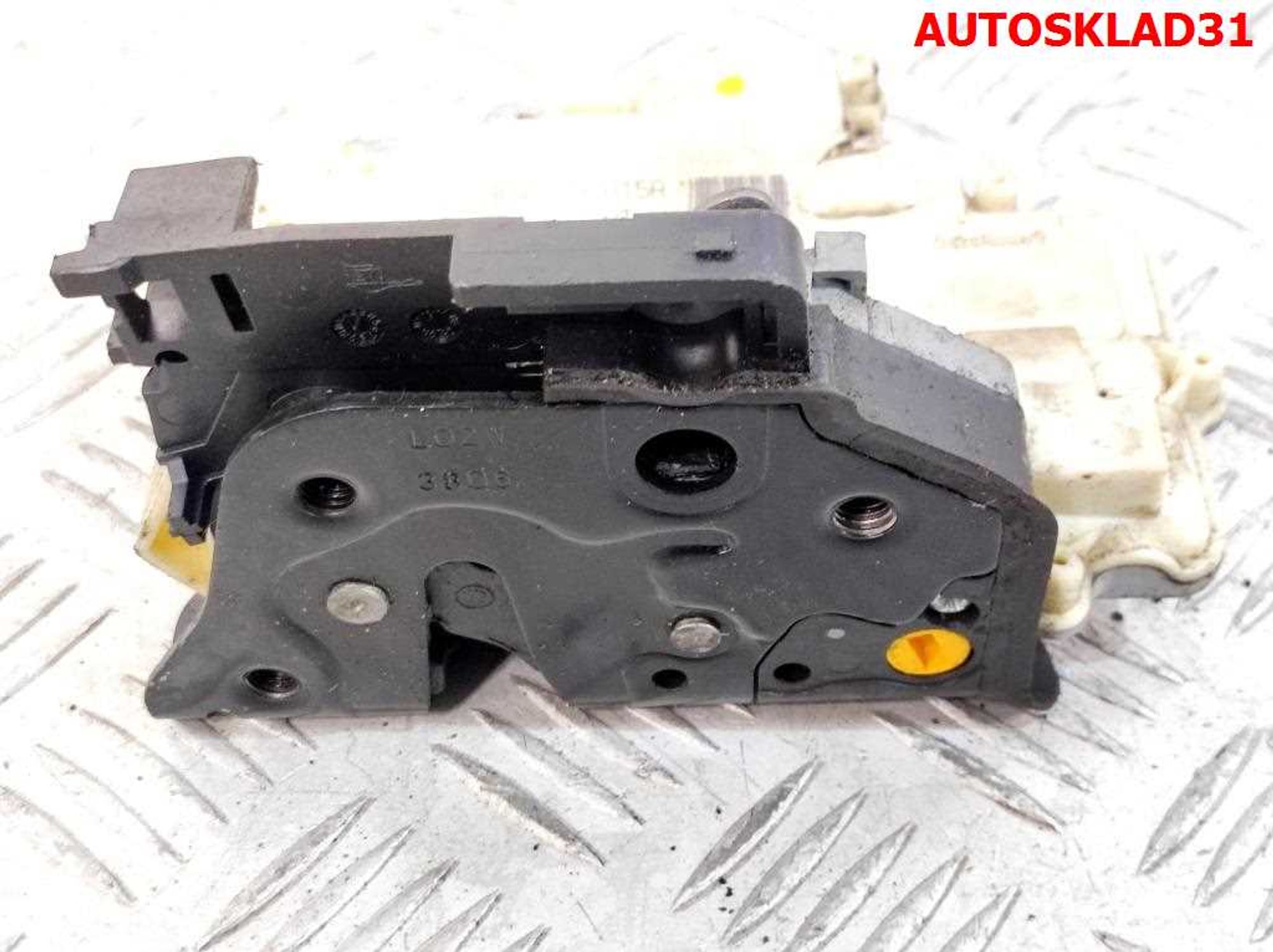 Замок двери левой задней VW Passat B6 3C4839015A, 3000 рублей, Дубовое