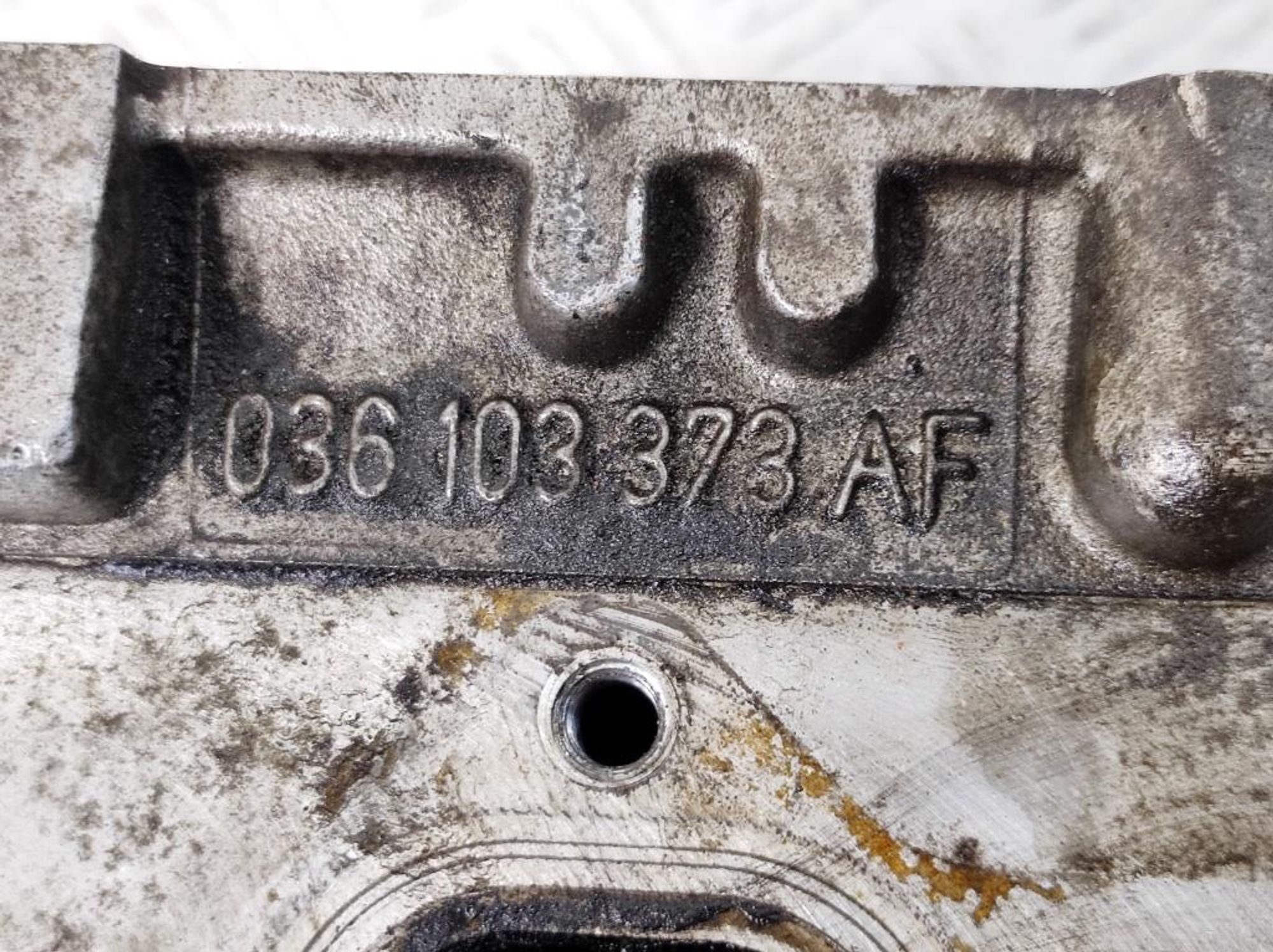 Головка блока VW Golf 4 1,6 Бензин 036103373AF, 9000 рублей, Дубовое