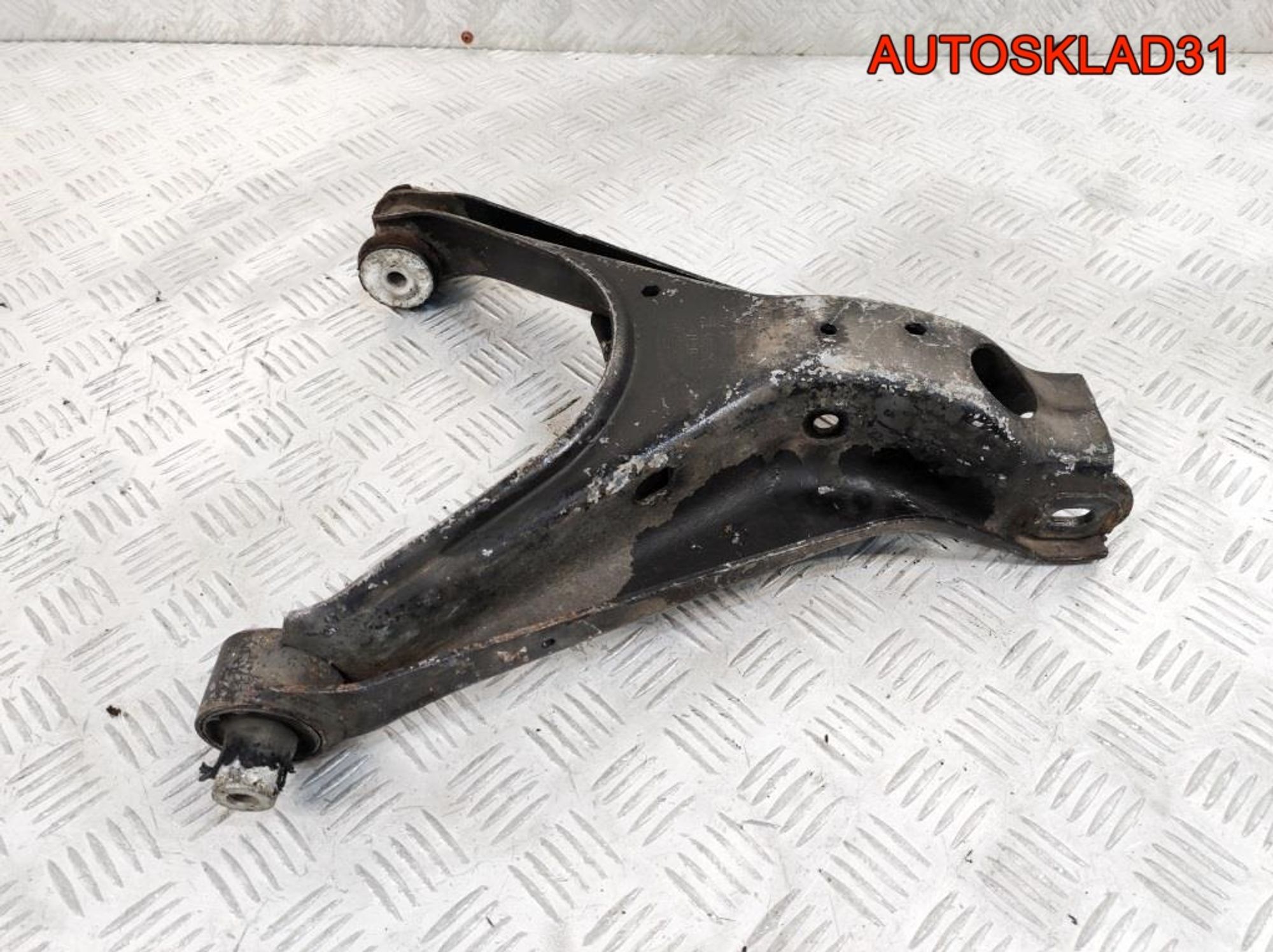 Рычаг задний нижний левый VW Passat B5 4B0505311, 900 рублей, Дубовое