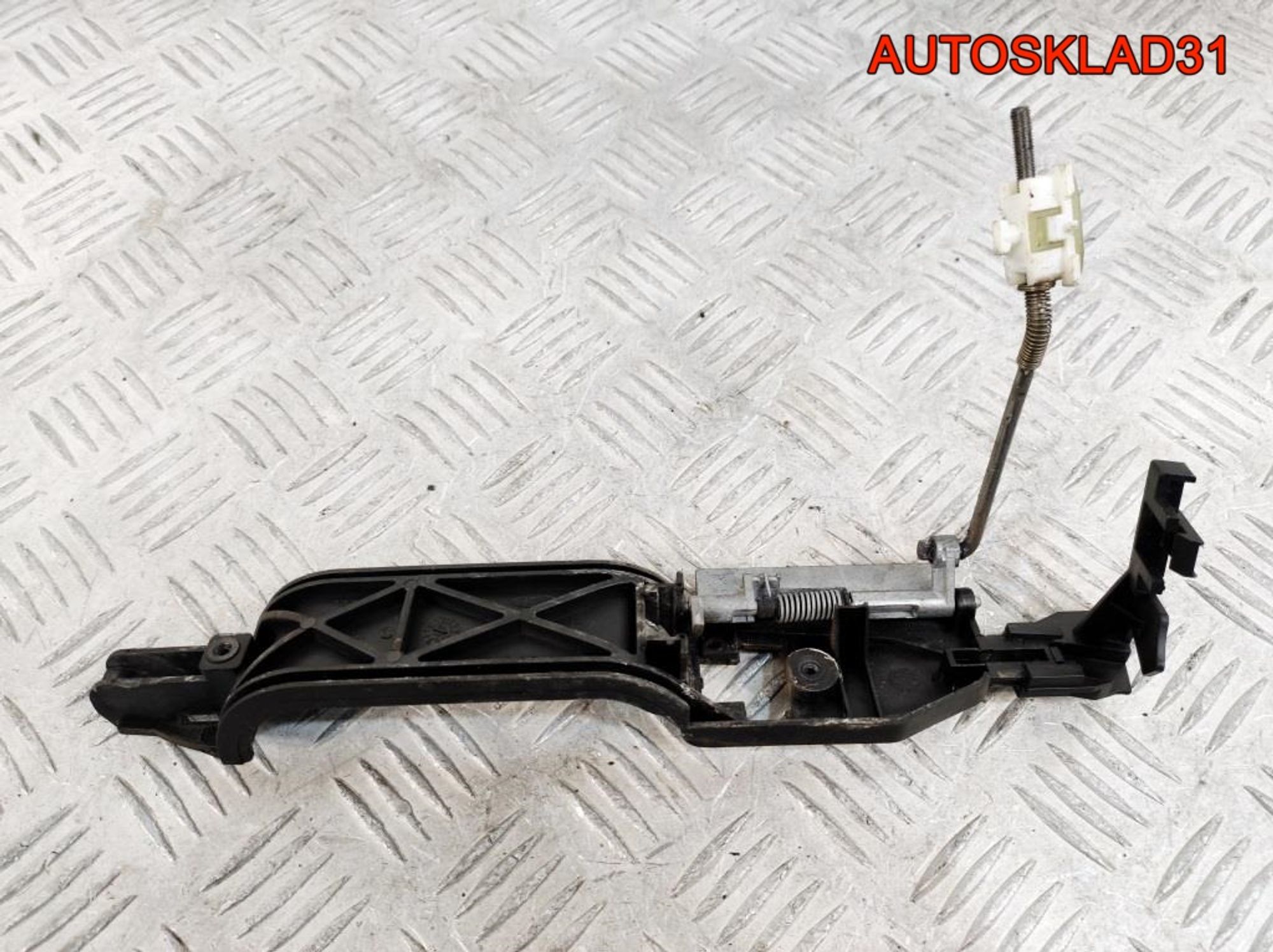 Кронштейн ручки задней правой Ford Focus 1, 500 рублей, Дубовое