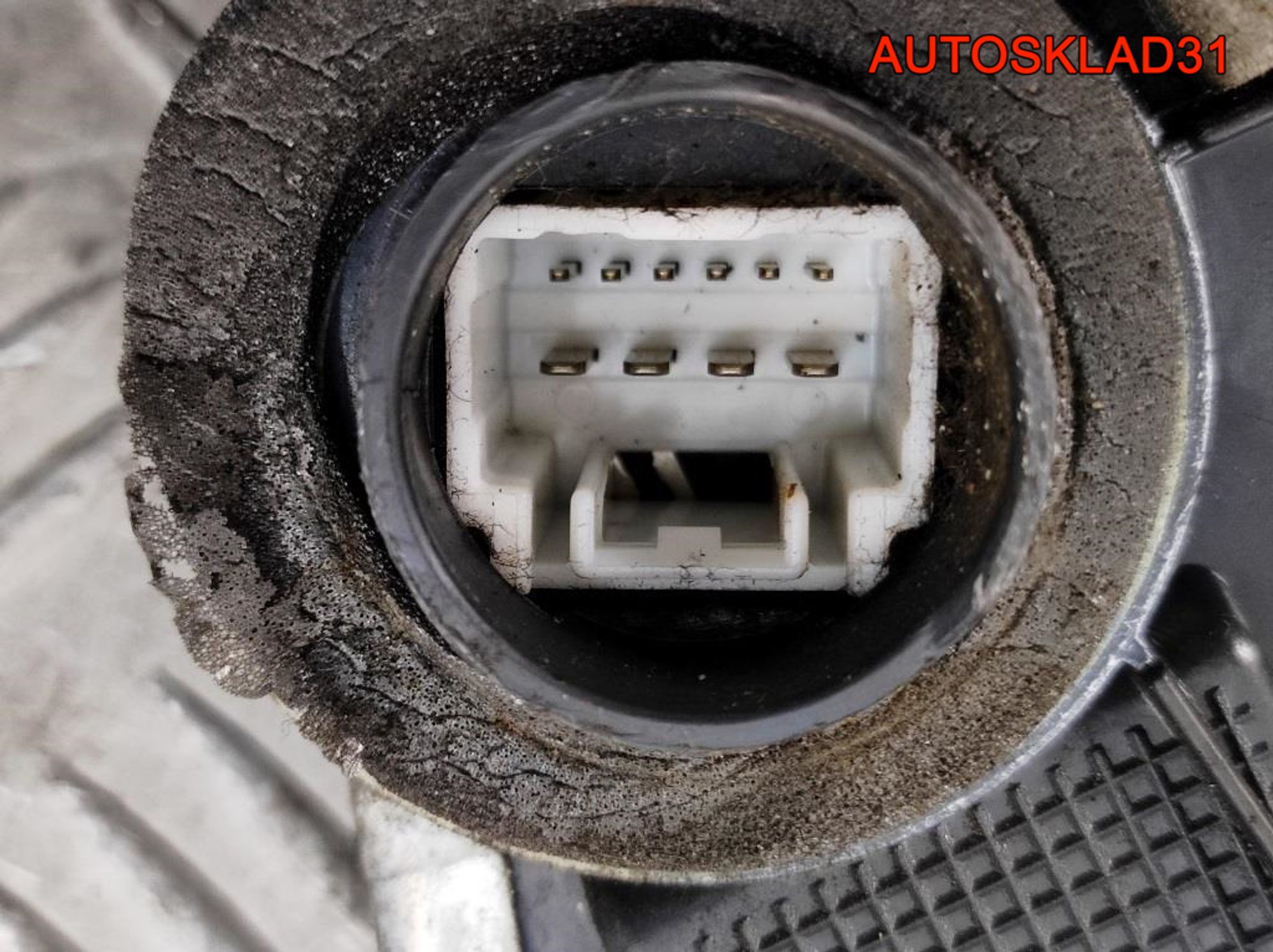 Замок двери передней правой Toyota Avensis T250 6903033251, 2300 рублей, Дубовое