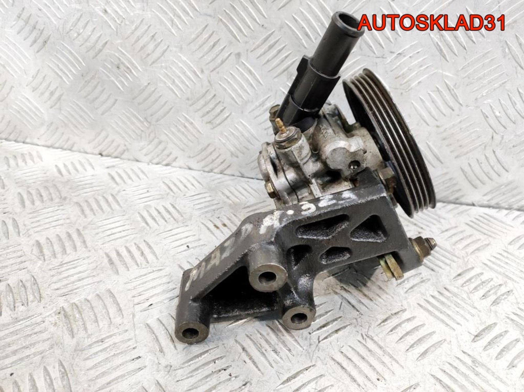 Насос гидроусилителя Mazda 323 BA B21H32650B, 2700 рублей, Дубовое