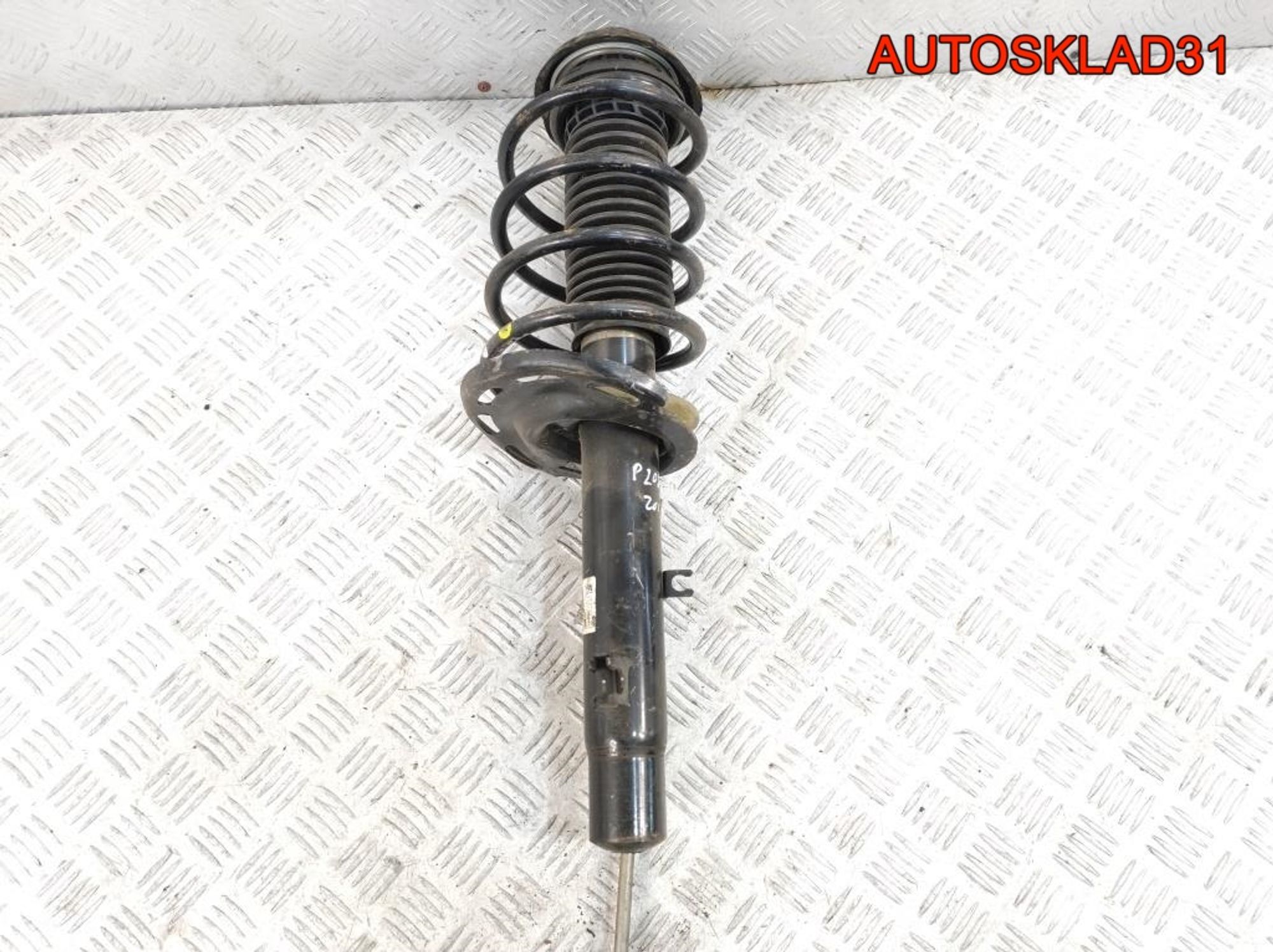 Амортизаторы передние Комплект Peugeot 208 9804831280, 8000 рублей, Дубовое