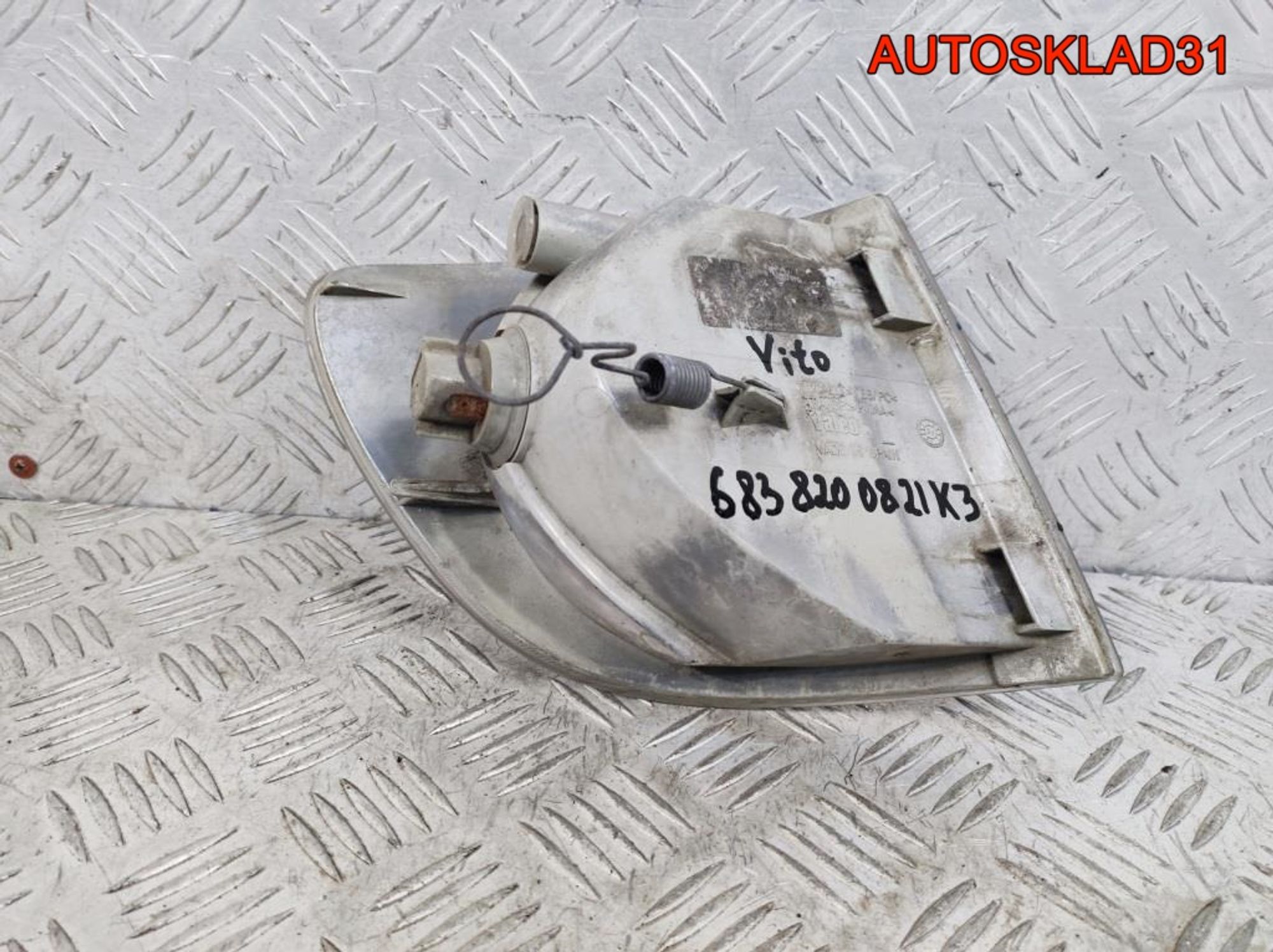 Указатель поворота левый белый Mercedes Vito 638, 900 рублей, Дубовое