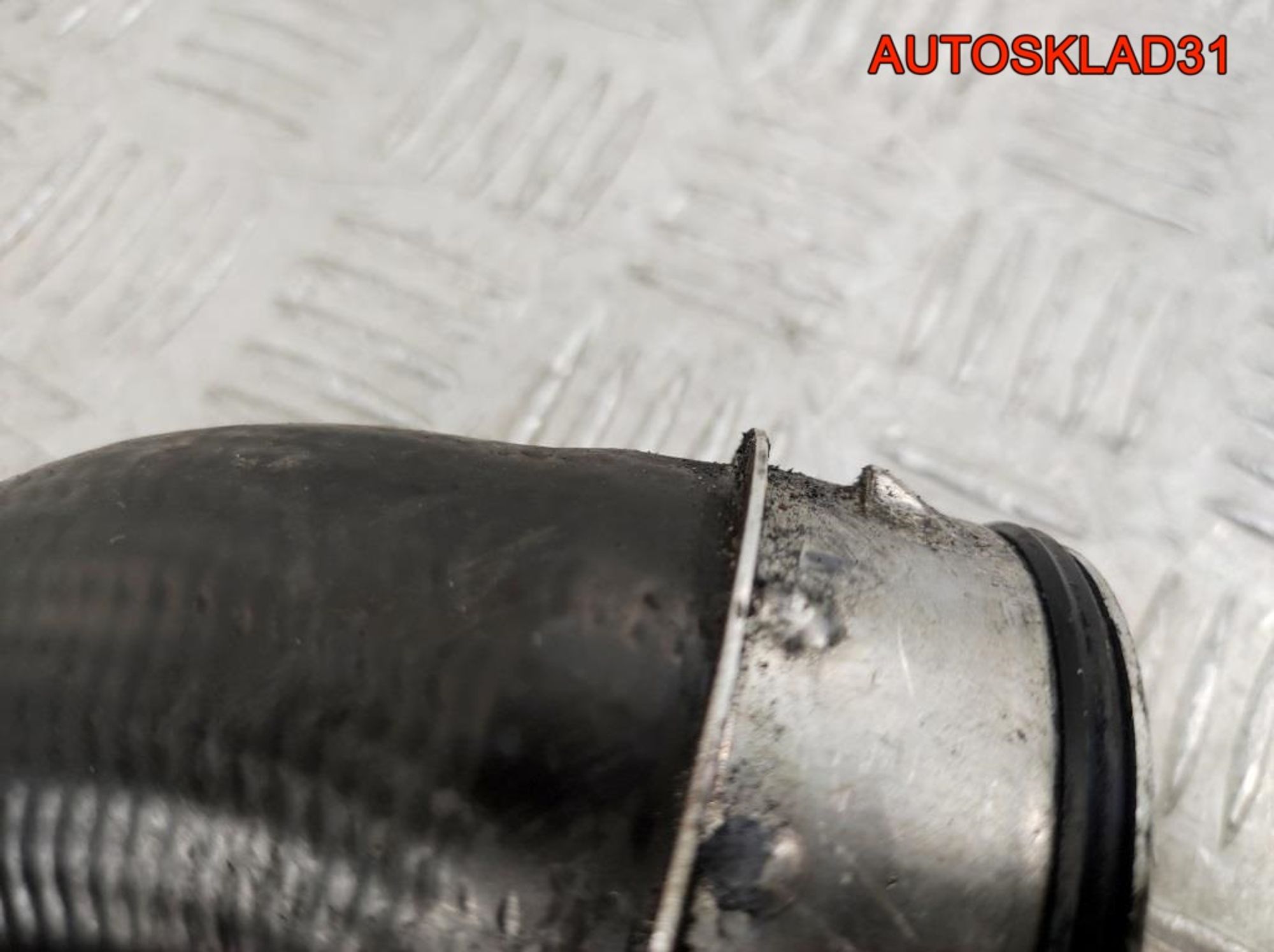 Патрубок интеркулера Mercedes Benz W203 2.2 Дизель A2035281782, 1500 рублей, Дубовое