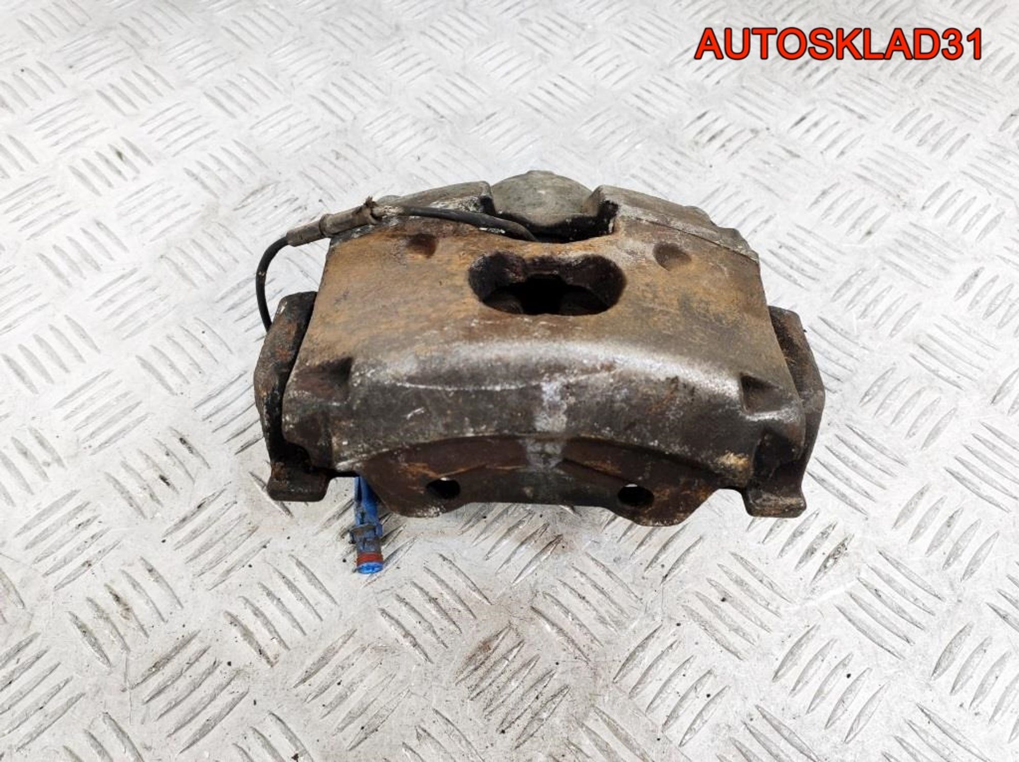 Суппорт тормозной передний левый Opel Vectra C 93176375, 2300 рублей, Дубовое