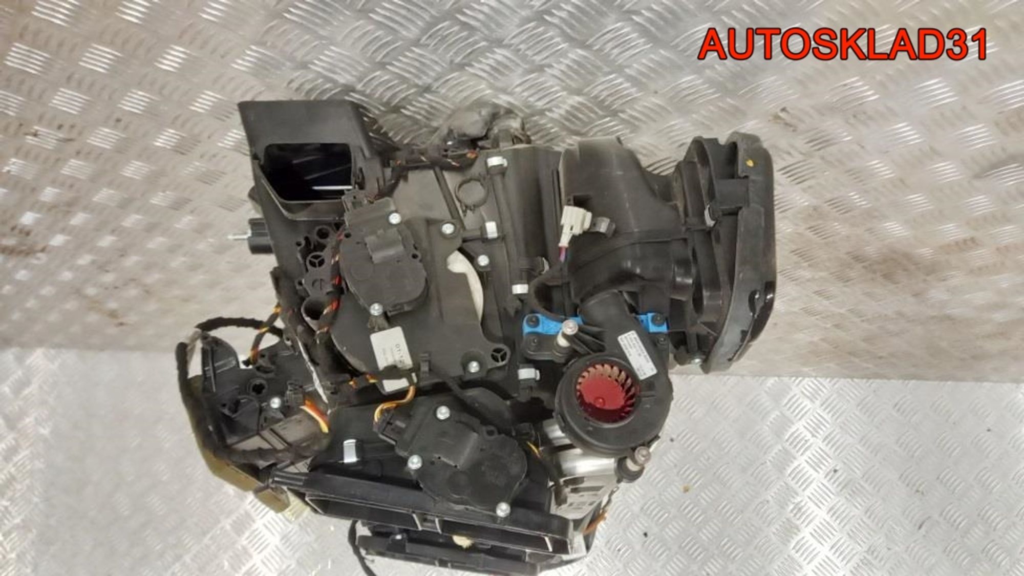 Корпус отопителя в сборе Mercedes Benz W204 A2048302260, 15000 рублей, Дубовое
