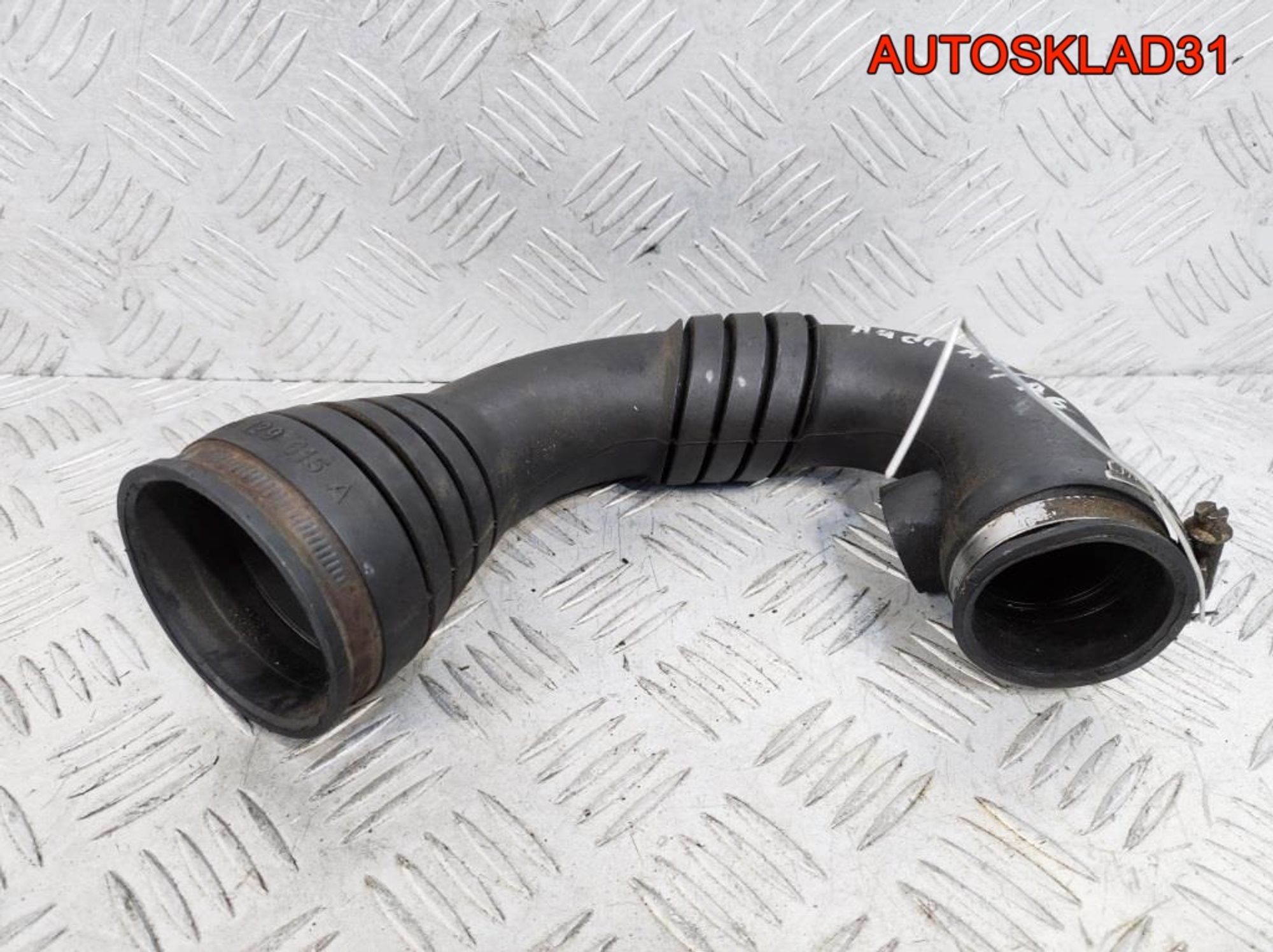 Патрубок турбины воздушный Audi A6 C5 8D0129615A, 2100 рублей, Дубовое